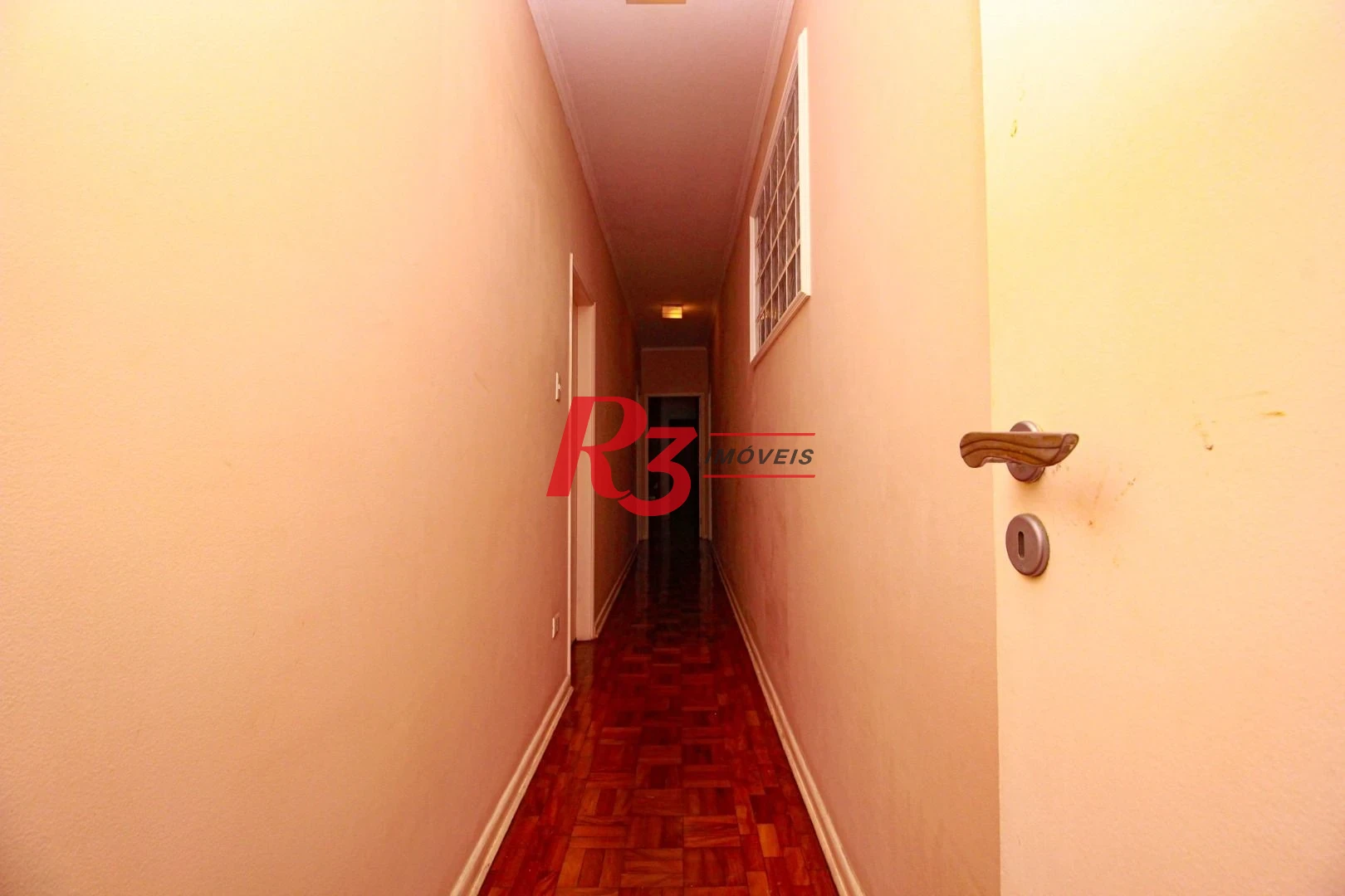 Casa com 4 dormitórios à venda, 228 m² - Ponta da Praia - Santos/SP
