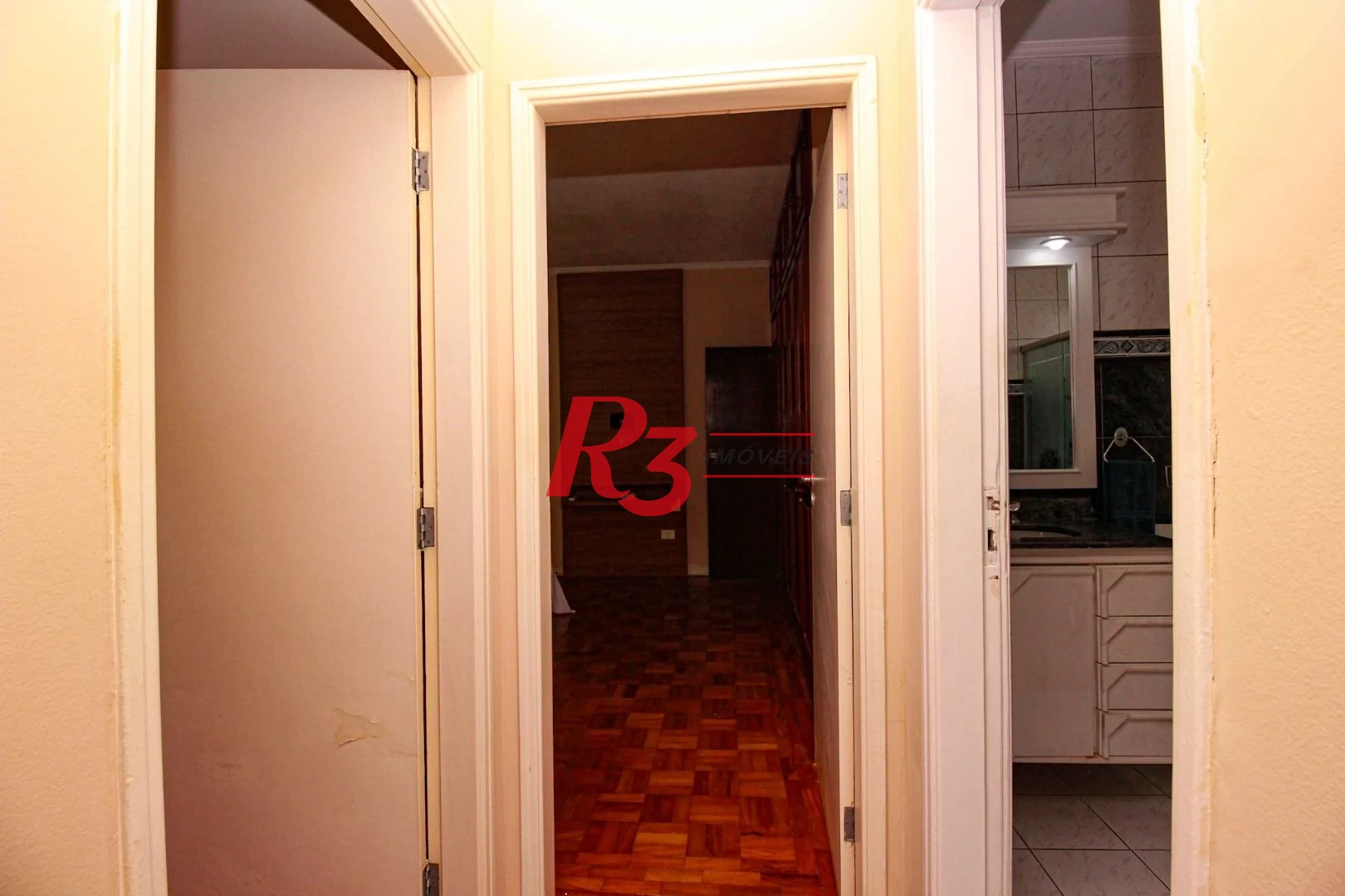 Casa com 4 dormitórios à venda, 228 m² - Ponta da Praia - Santos/SP