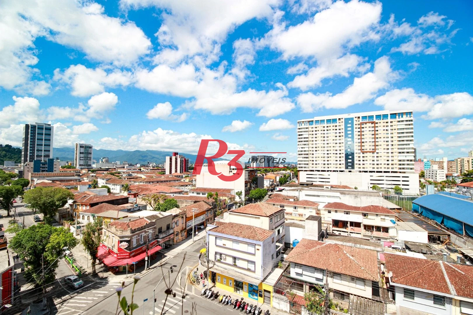 Conjunto à venda, 76 m² por R$ 638.000,00 - Encruzilhada - Santos/SP