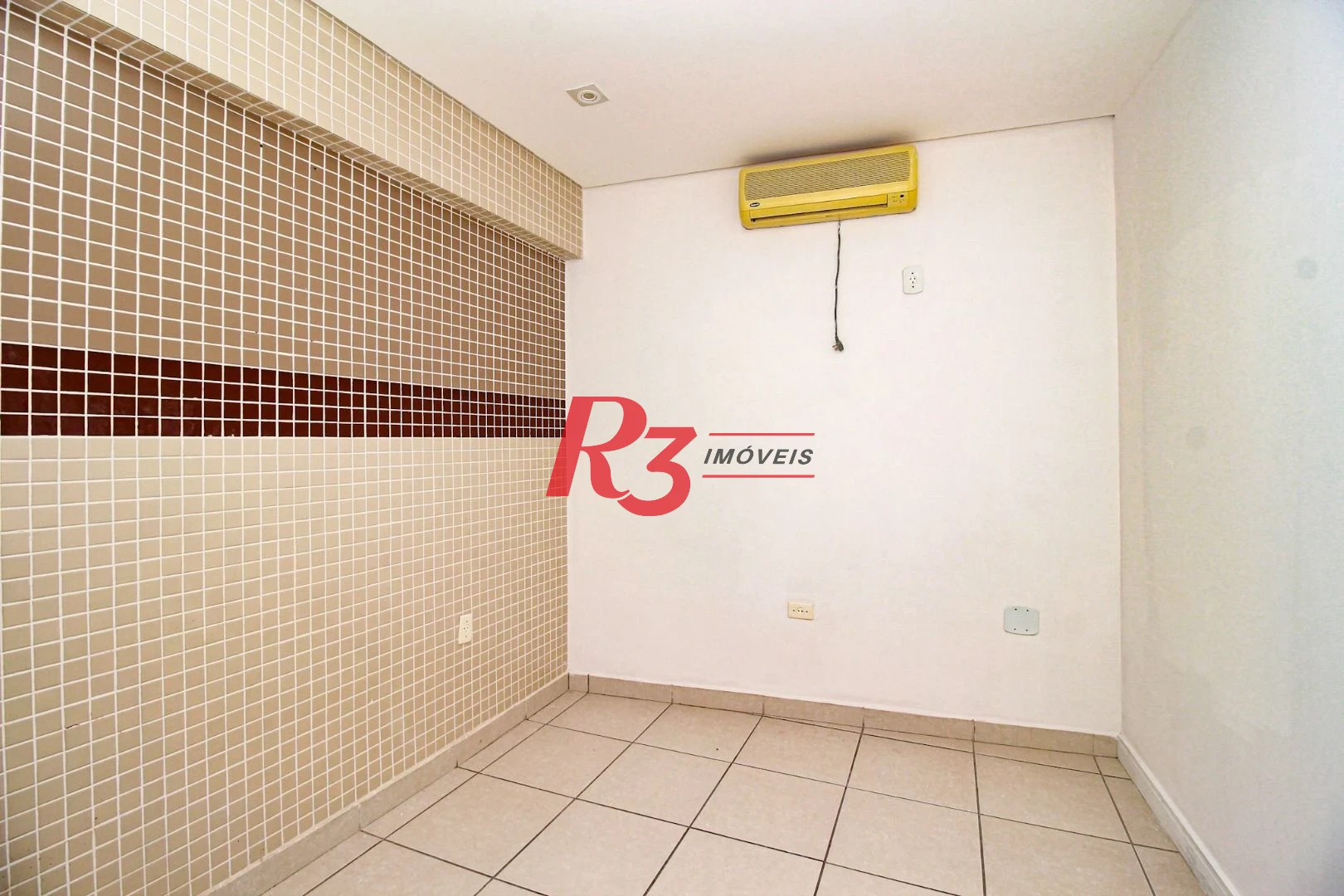 Conjunto à venda, 76 m² por R$ 638.000,00 - Encruzilhada - Santos/SP
