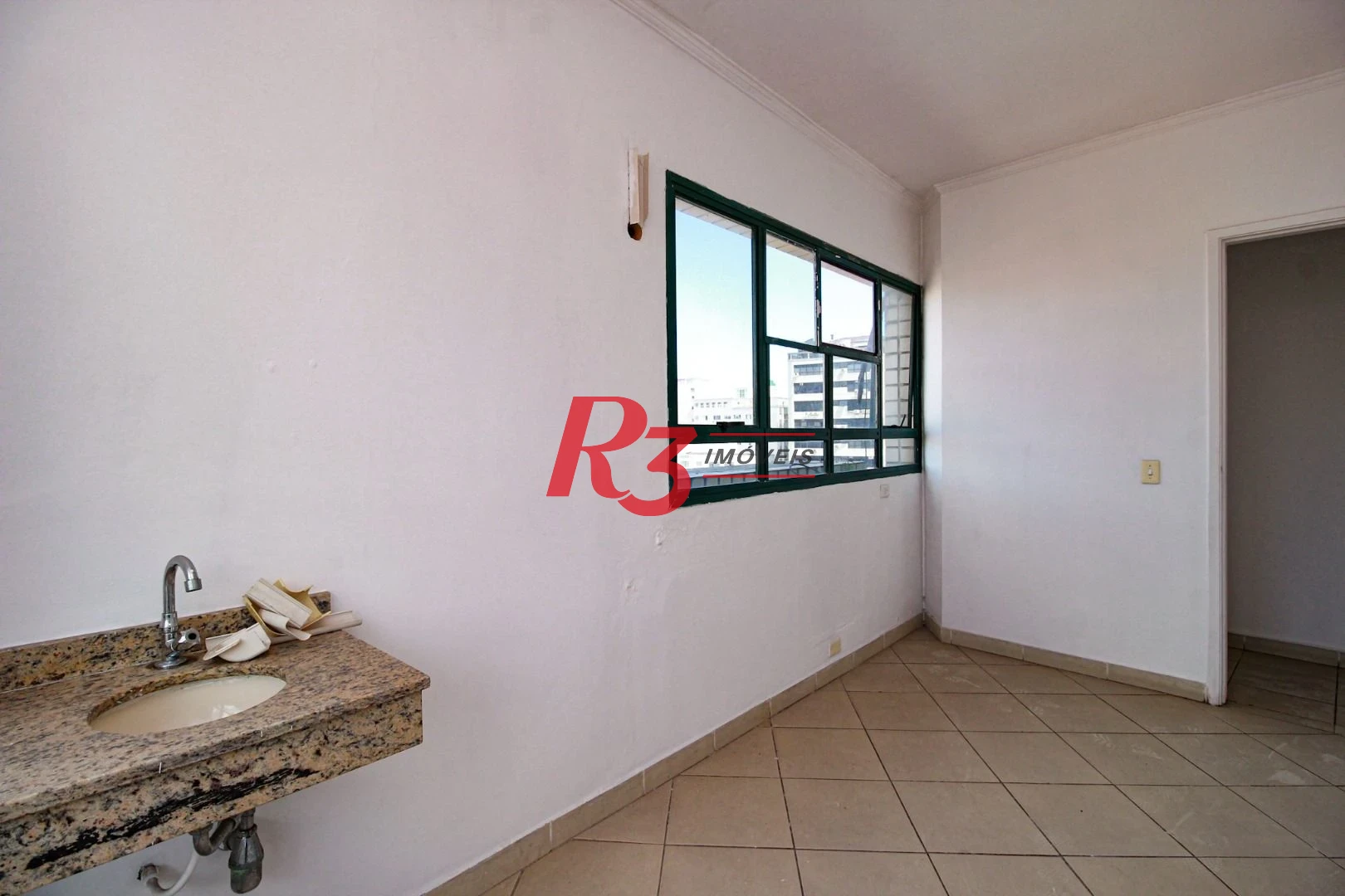Conjunto, 92 m² - Encruzilhada - Santos/SP