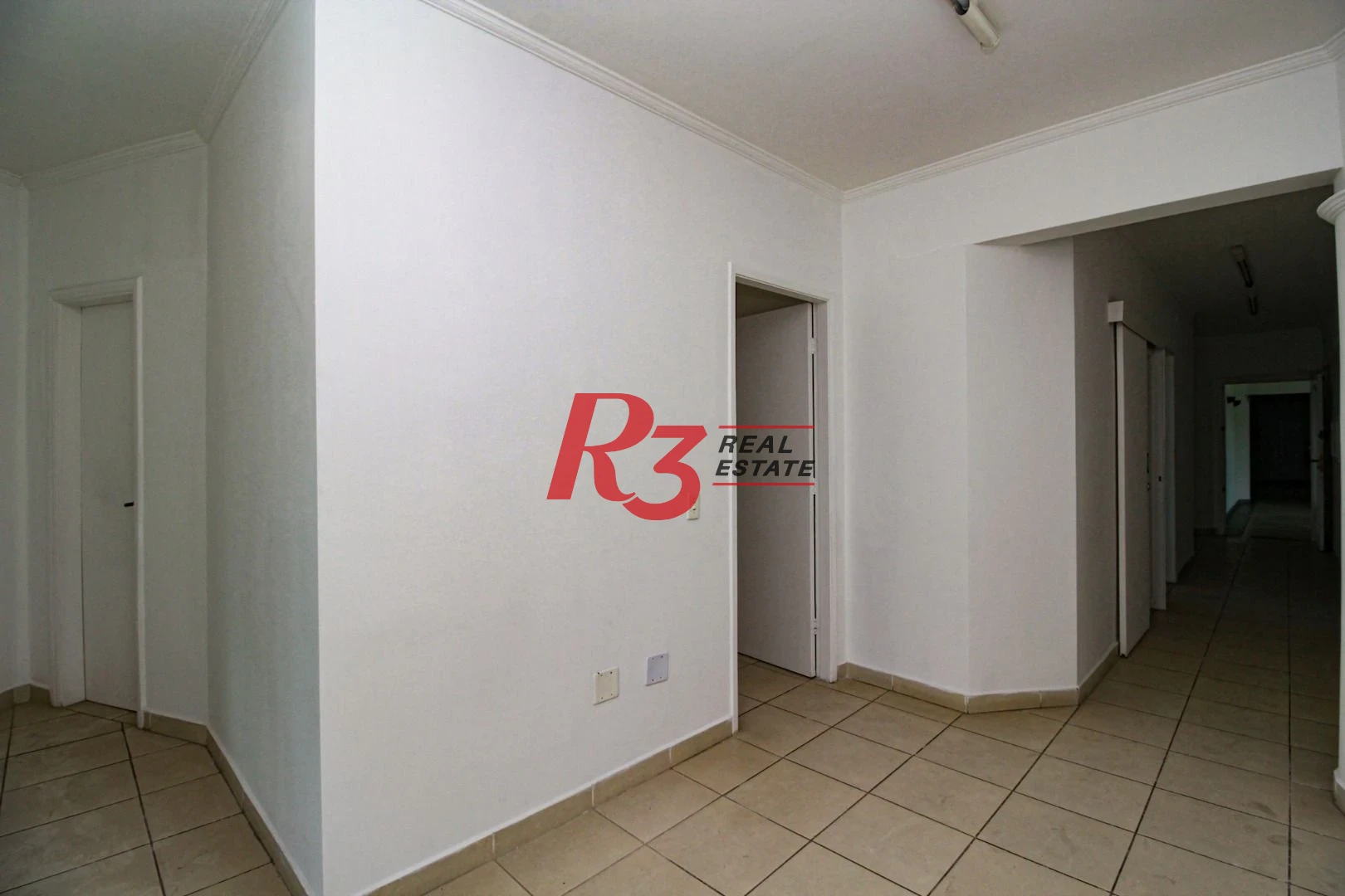 Conjunto, 92 m² - Encruzilhada - Santos/SP