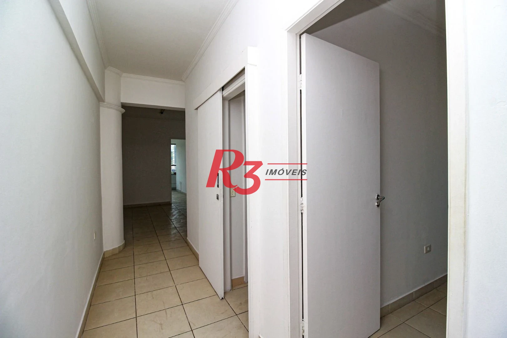 Conjunto, 92 m² - Encruzilhada - Santos/SP