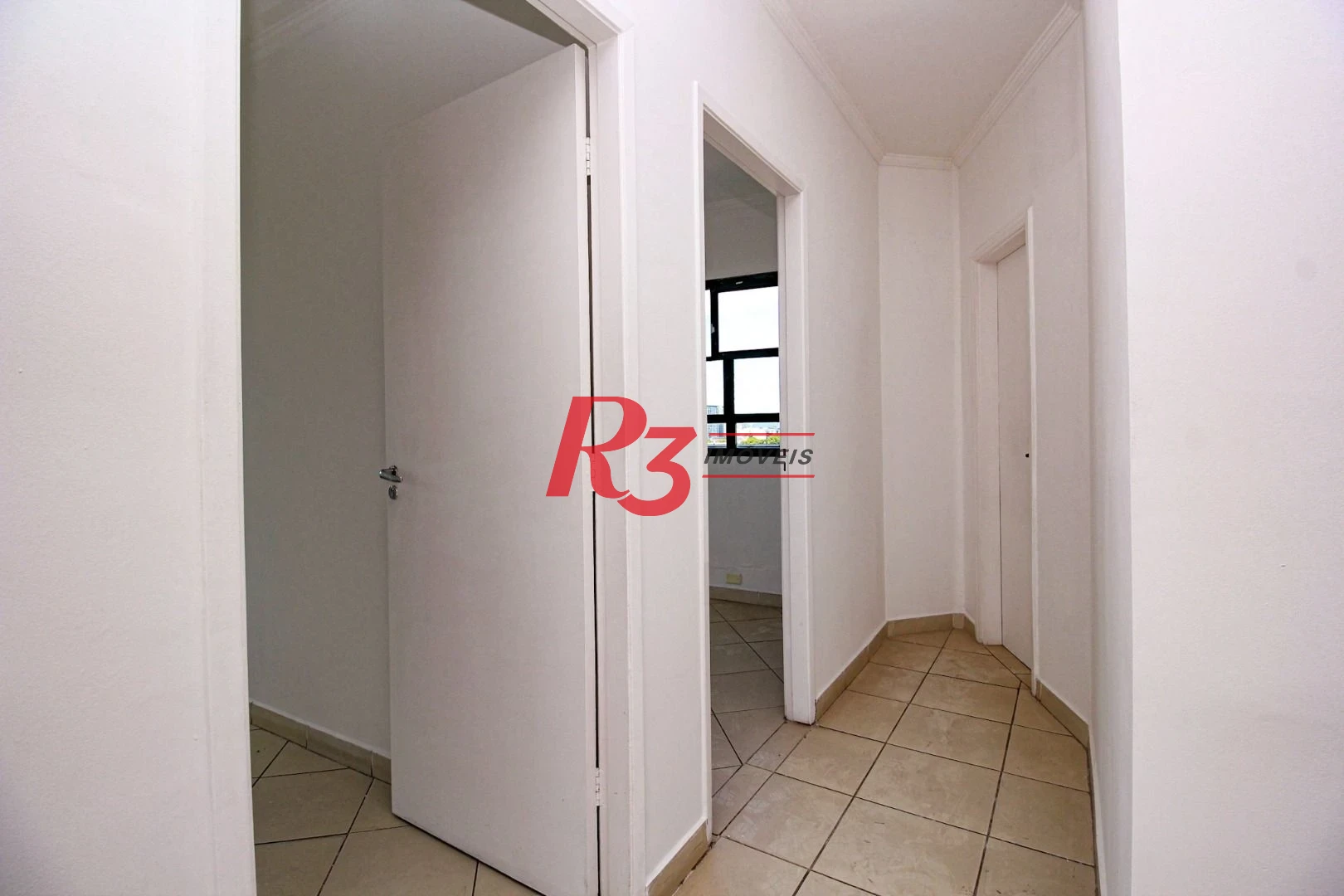 Conjunto, 92 m² - Encruzilhada - Santos/SP