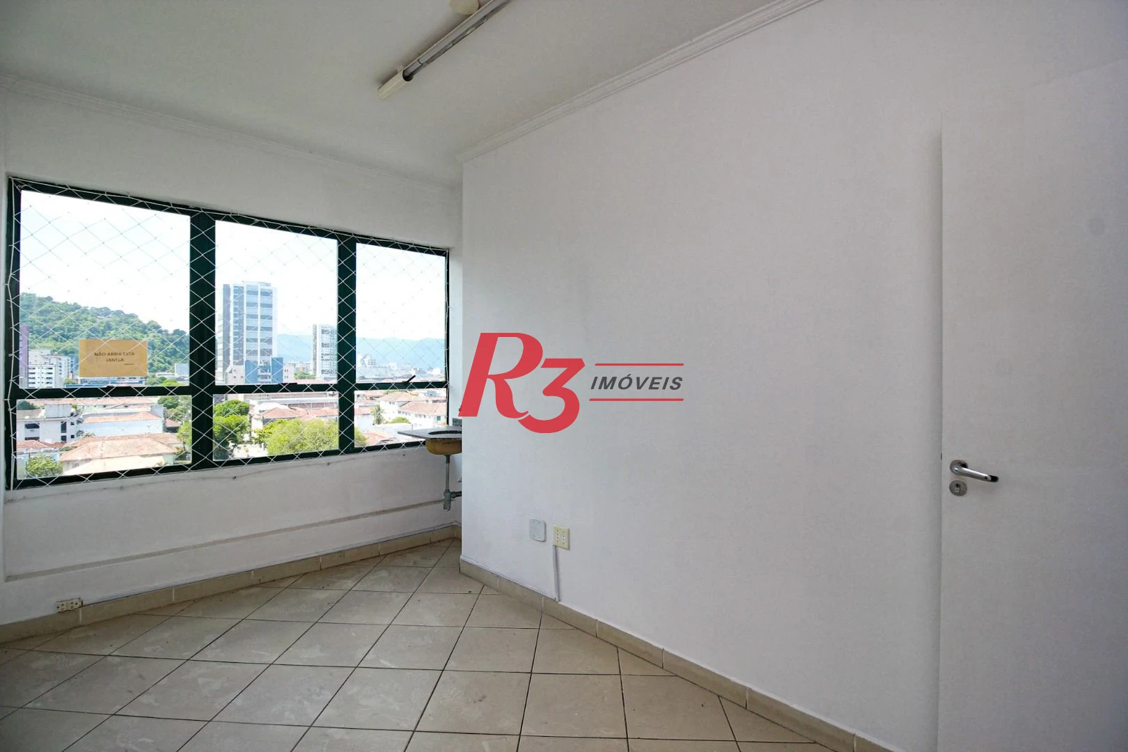 Conjunto, 92 m² - Encruzilhada - Santos/SP