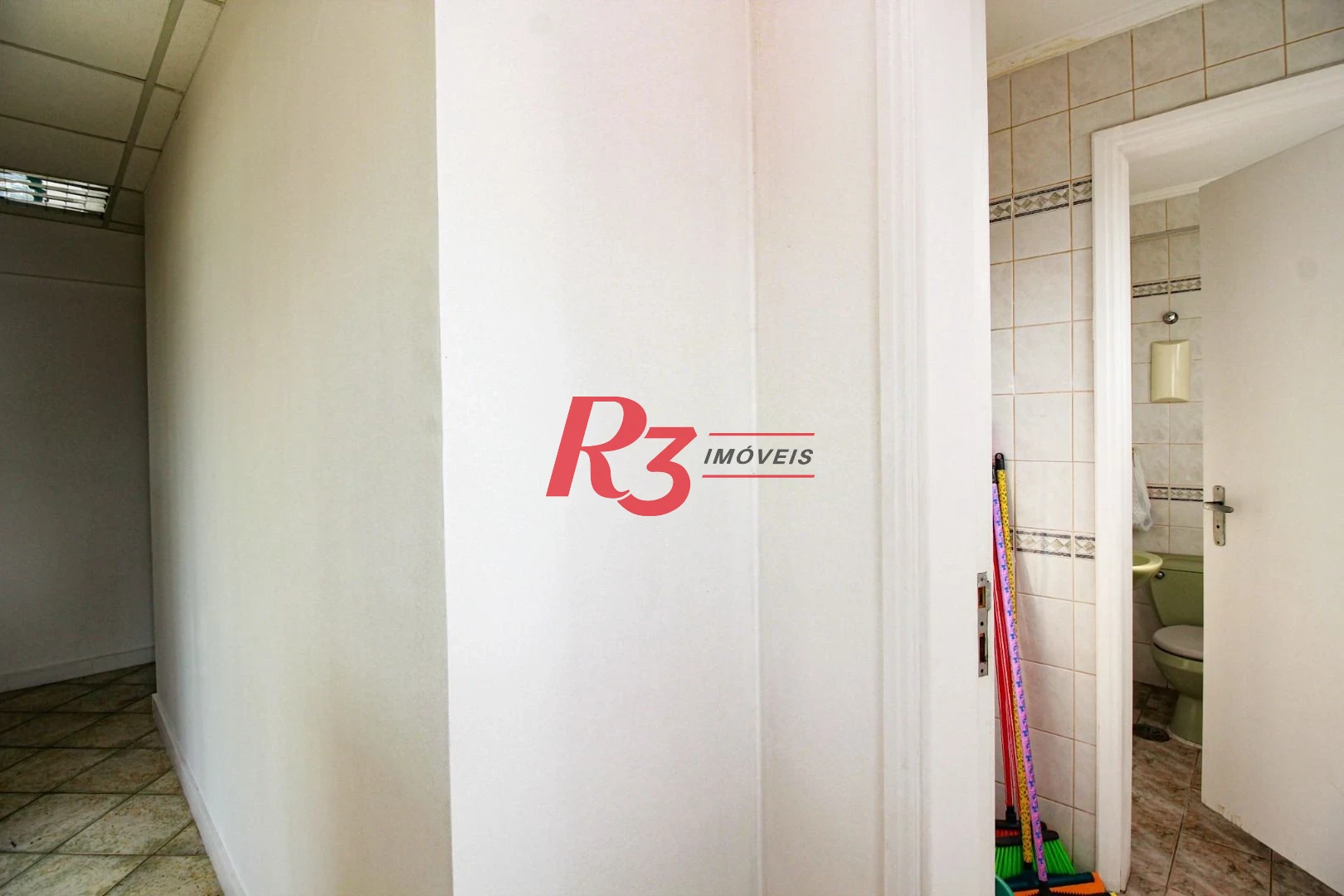 Conjunto, 90 m² - Encruzilhada - Santos/SP
