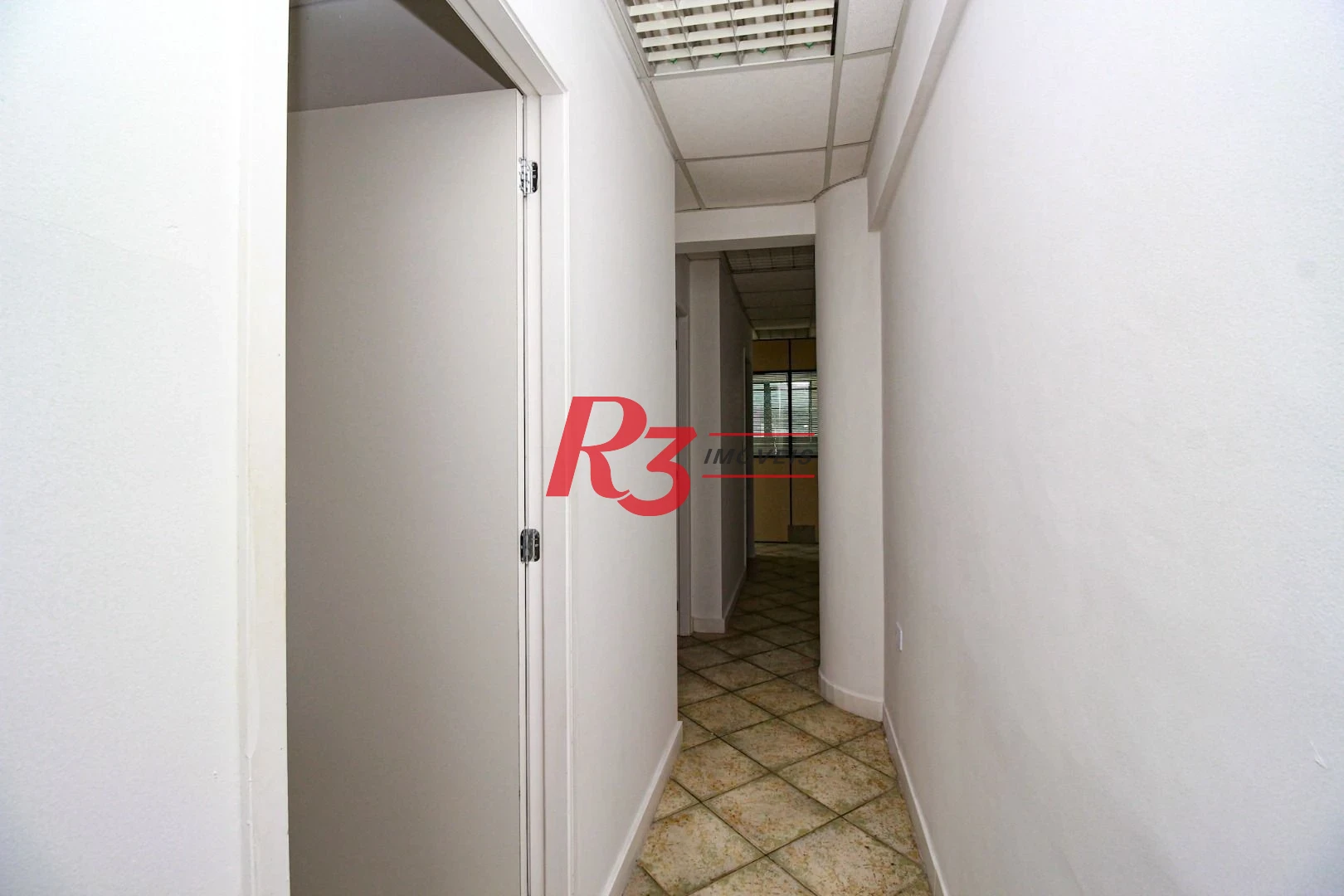 Conjunto, 90 m² - Encruzilhada - Santos/SP