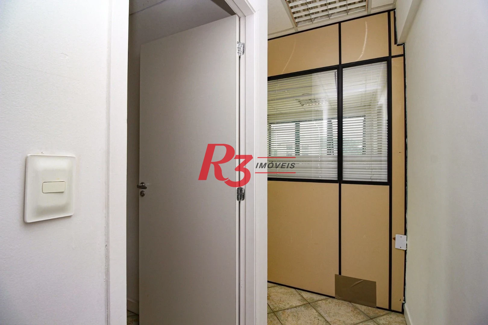 Conjunto, 90 m² - Encruzilhada - Santos/SP