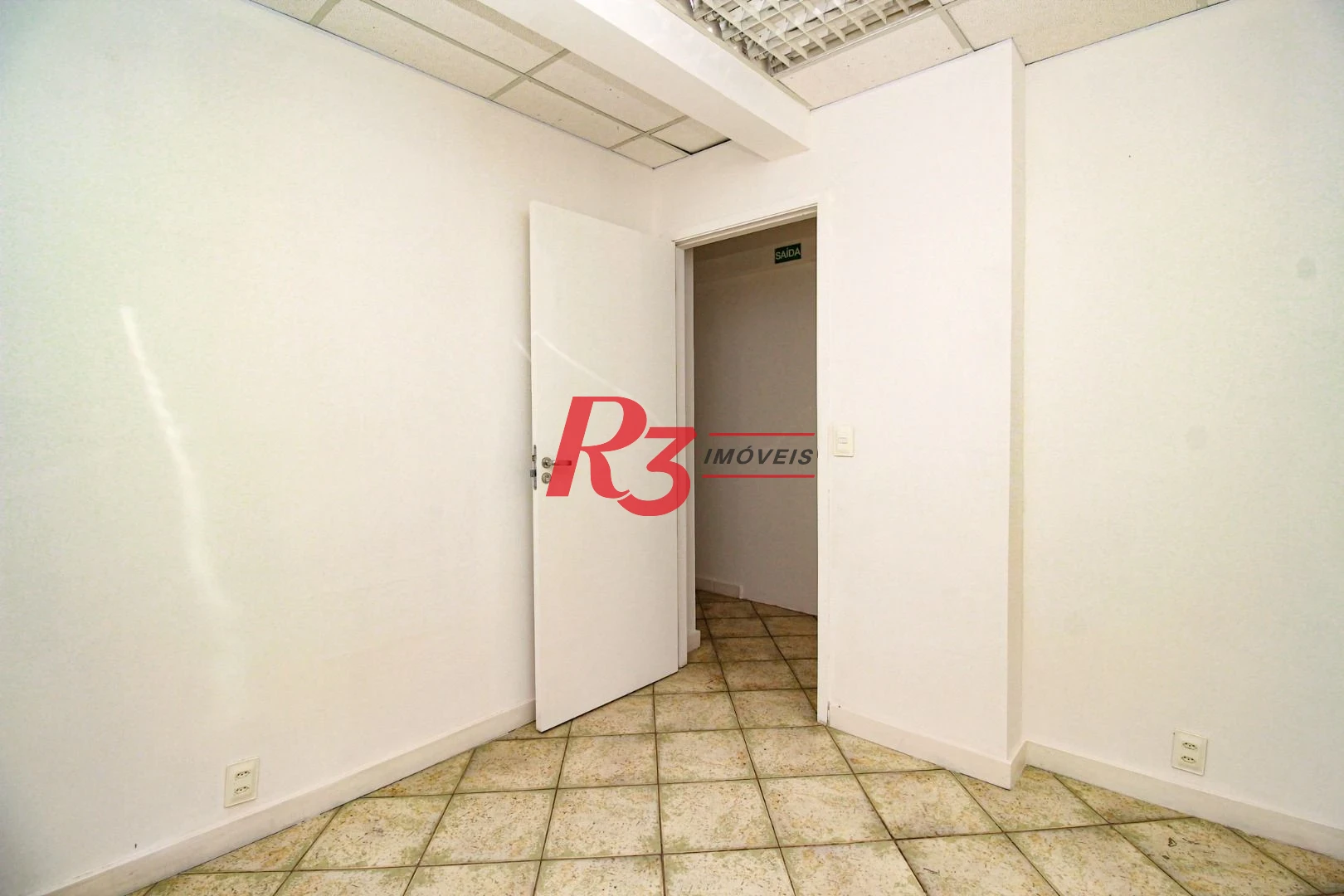 Conjunto, 90 m² - Encruzilhada - Santos/SP