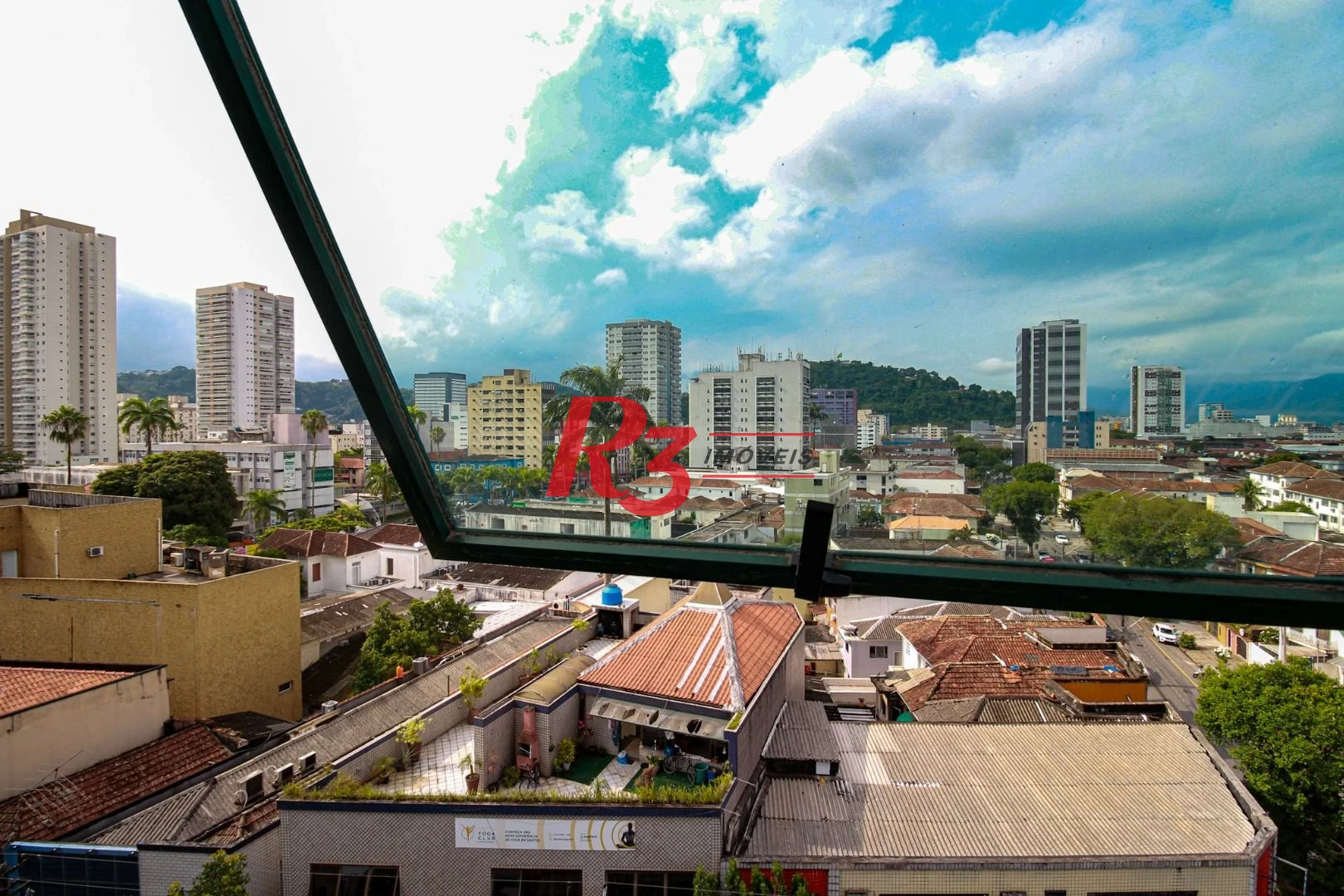 Conjunto, 90 m² - Encruzilhada - Santos/SP