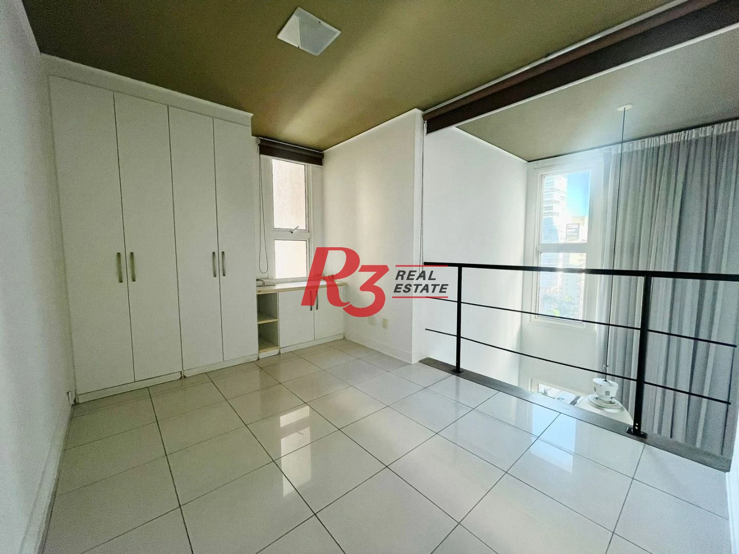 Apartamento Duplex com 2 dormitórios à venda, 80 m² por R$ 800.000,00 - Gonzaga - Santos/SP