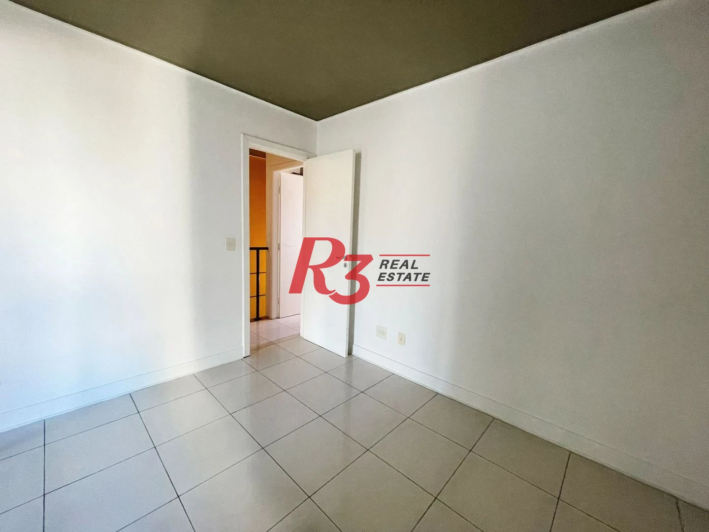 Apartamento Duplex com 2 dormitórios à venda, 80 m² por R$ 800.000,00 - Gonzaga - Santos/SP