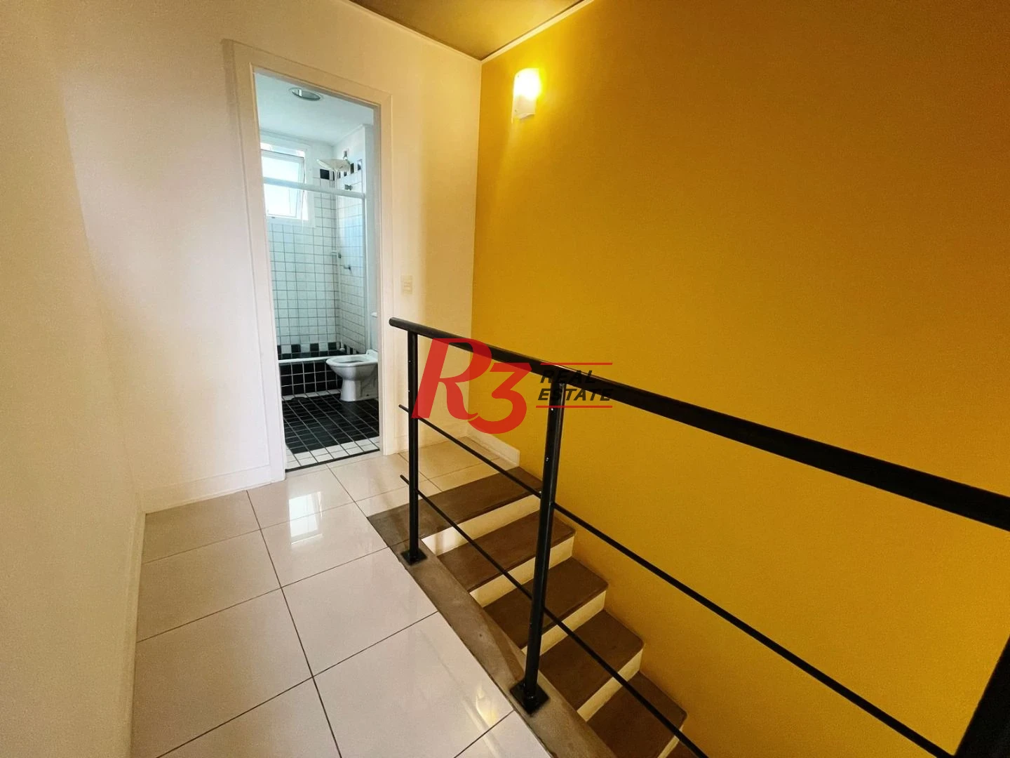Apartamento Duplex com 2 dormitórios à venda, 80 m² por R$ 800.000,00 - Gonzaga - Santos/SP
