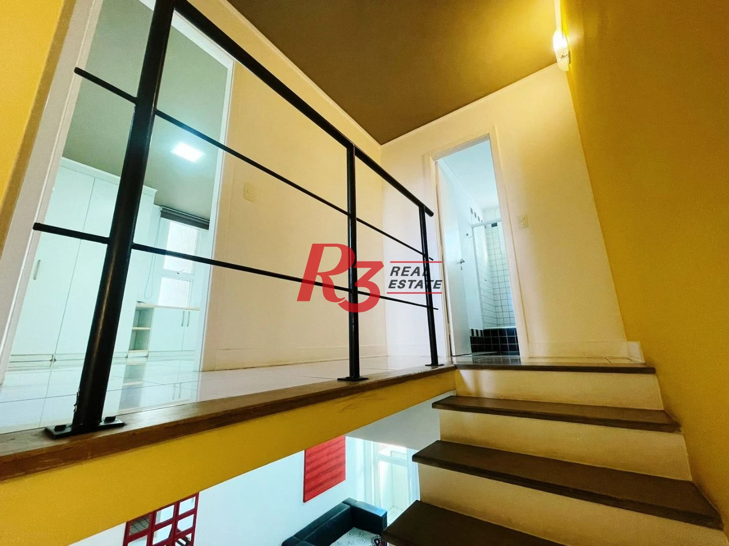 Apartamento Duplex com 2 dormitórios à venda, 80 m² por R$ 800.000,00 - Gonzaga - Santos/SP