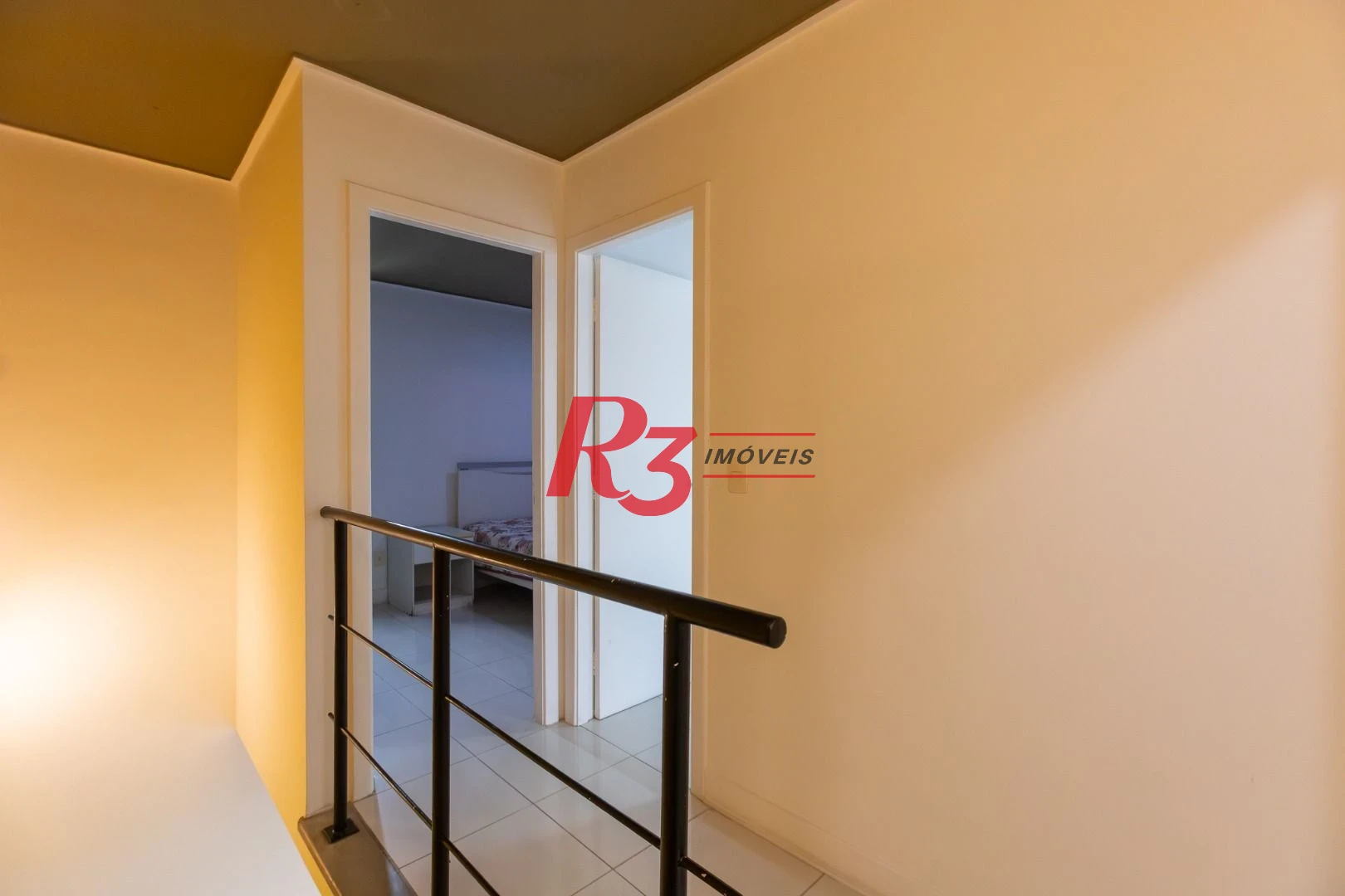 Apartamento Duplex com 2 dormitórios à venda, 80 m² por R$ 800.000,00 - Gonzaga - Santos/SP