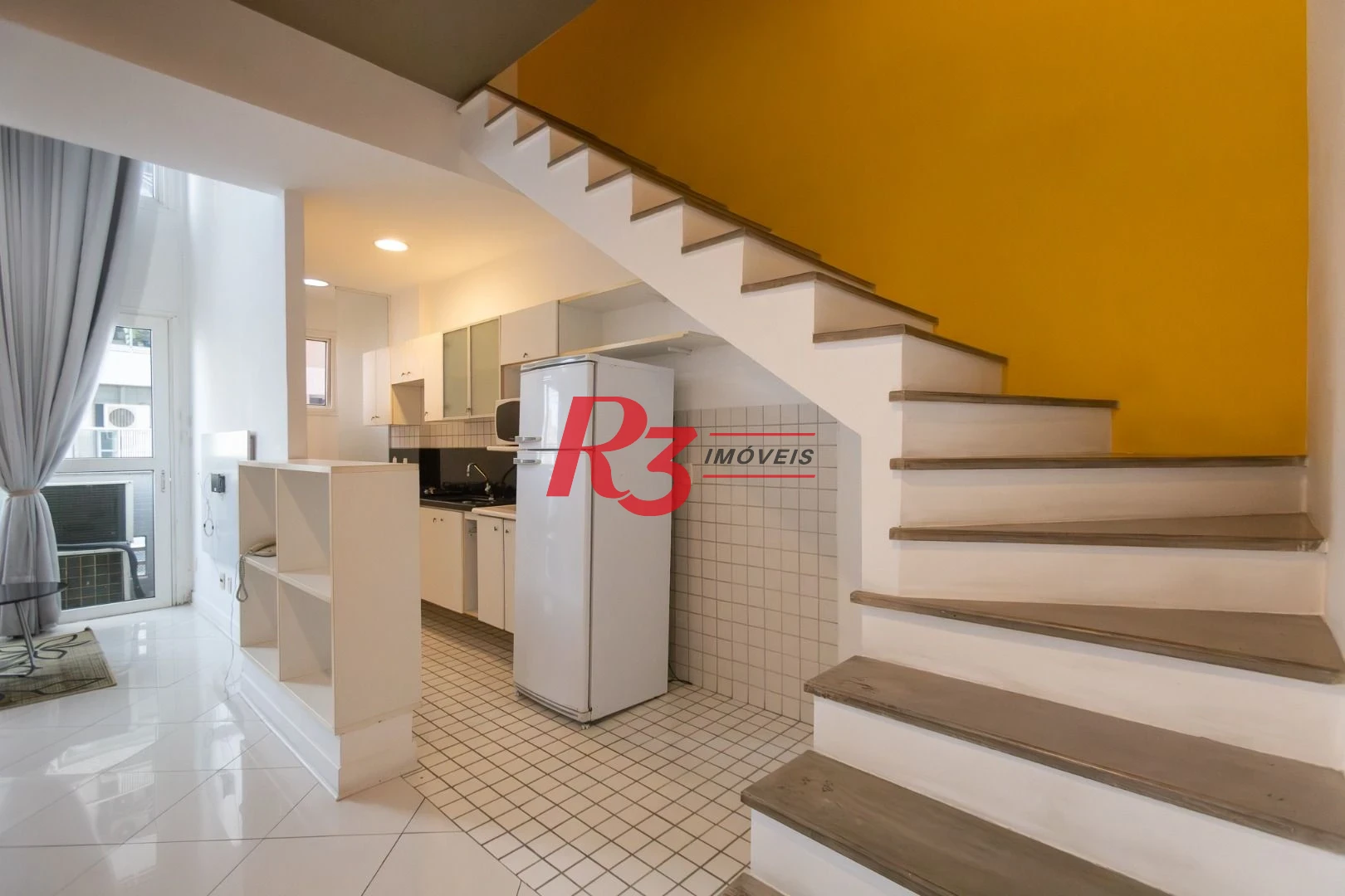 Apartamento Duplex com 2 dormitórios à venda, 80 m² por R$ 800.000,00 - Gonzaga - Santos/SP