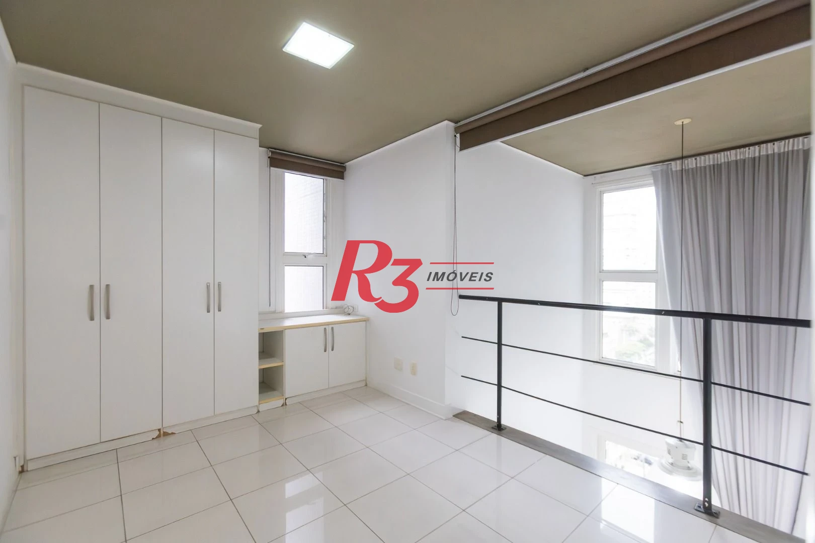 Apartamento Duplex com 2 dormitórios à venda, 80 m² por R$ 800.000,00 - Gonzaga - Santos/SP