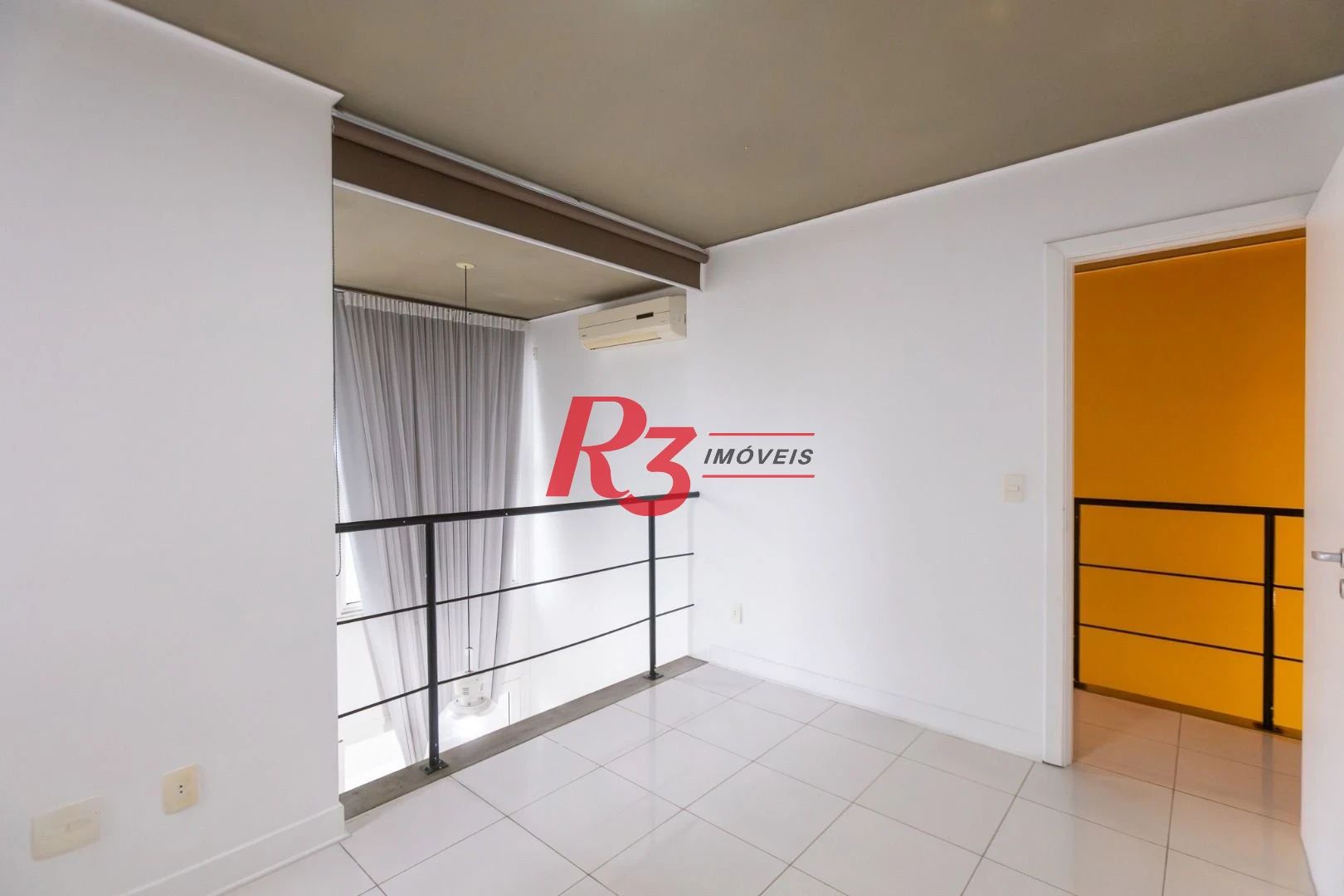 Apartamento Duplex com 2 dormitórios à venda, 80 m² por R$ 800.000,00 - Gonzaga - Santos/SP