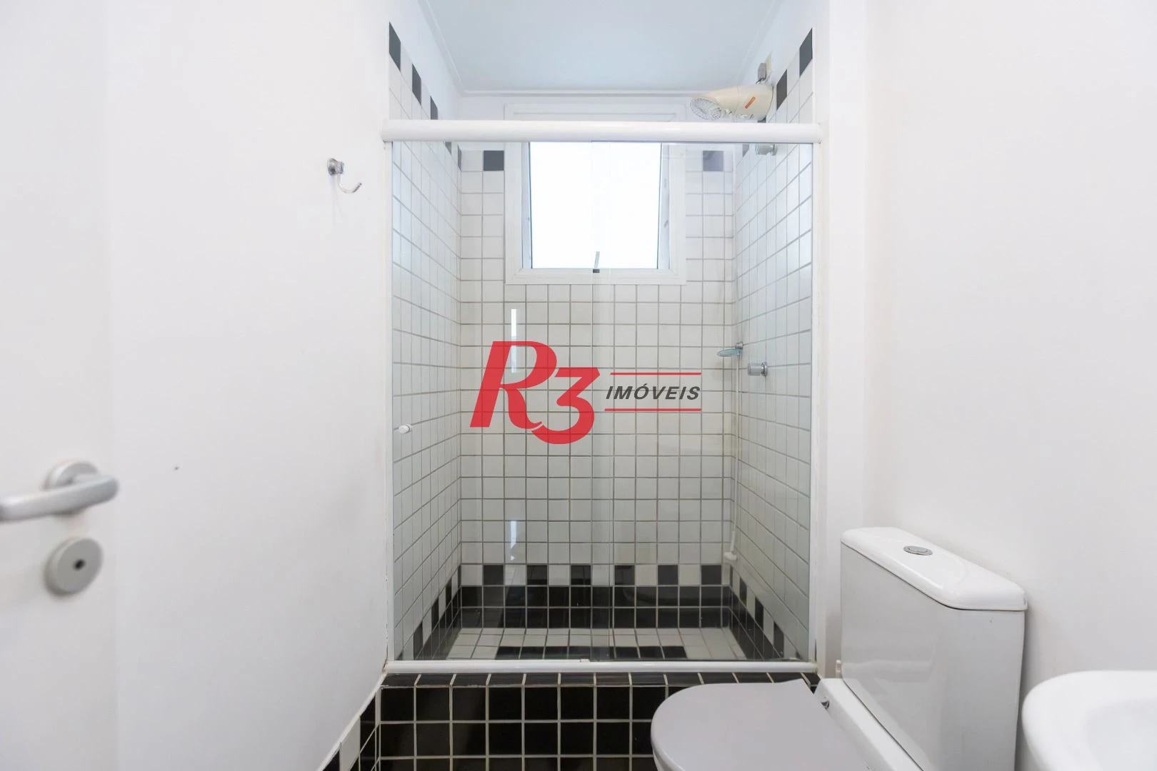 Apartamento Duplex com 2 dormitórios à venda, 80 m² por R$ 800.000,00 - Gonzaga - Santos/SP