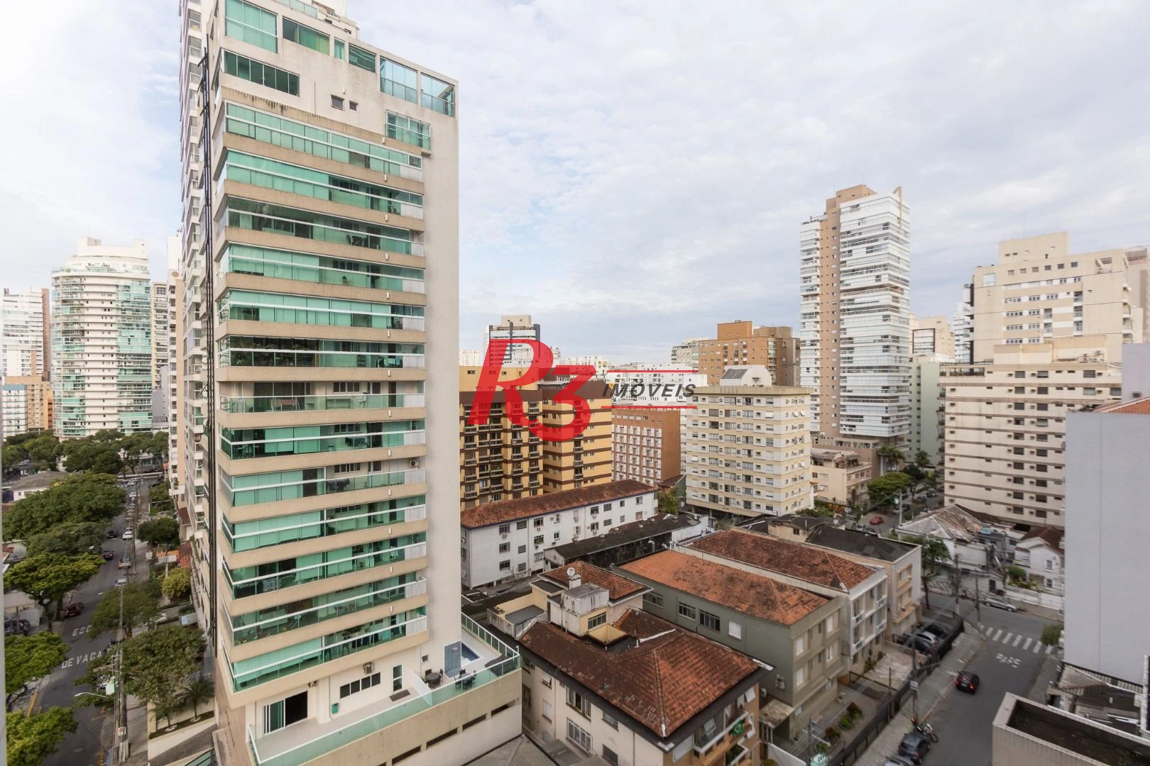 Apartamento Duplex com 2 dormitórios à venda, 80 m² por R$ 800.000,00 - Gonzaga - Santos/SP