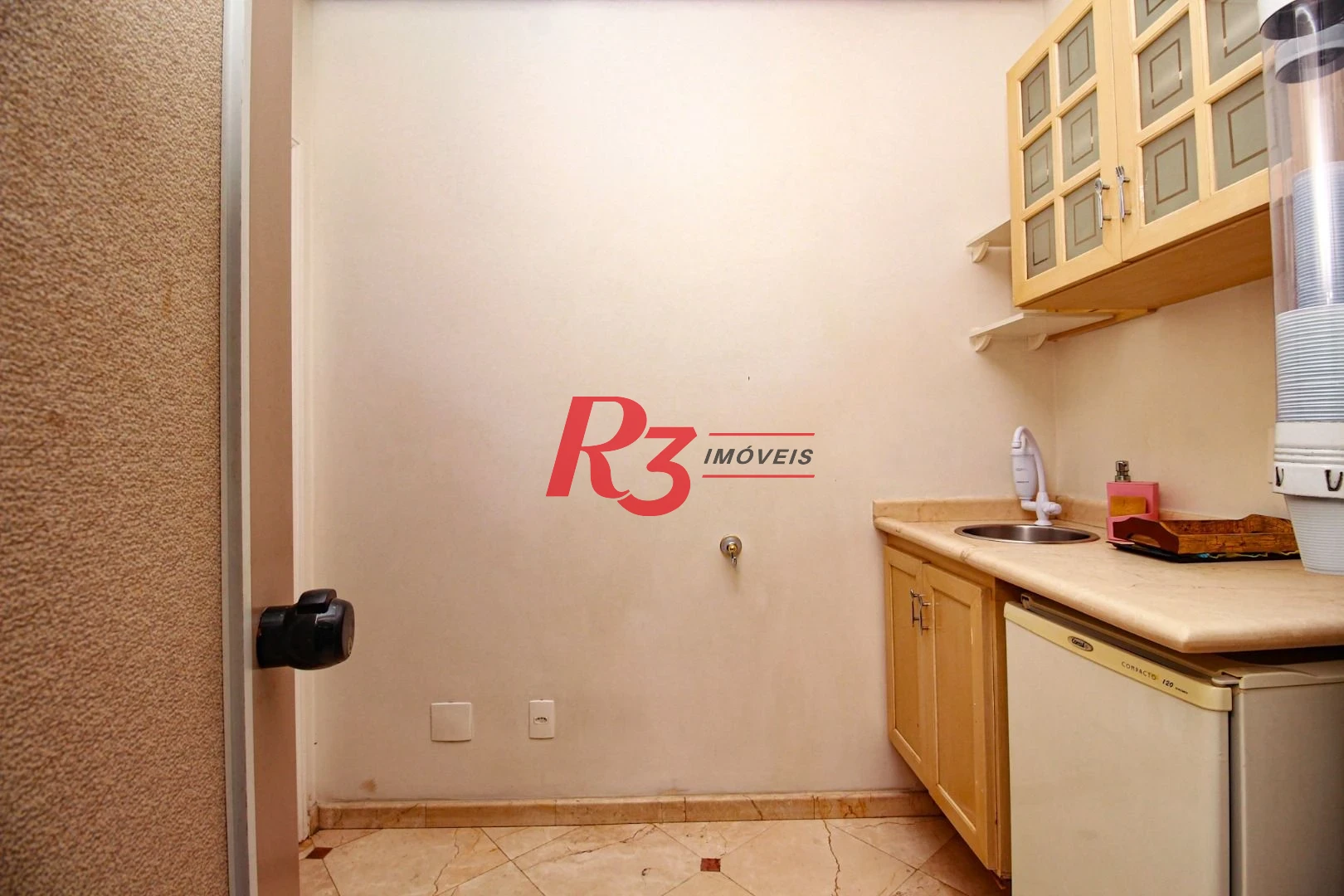 Sala para alugar, 134 m² por R$ 5.000,02/mês - Campo Grande - Santos/SP