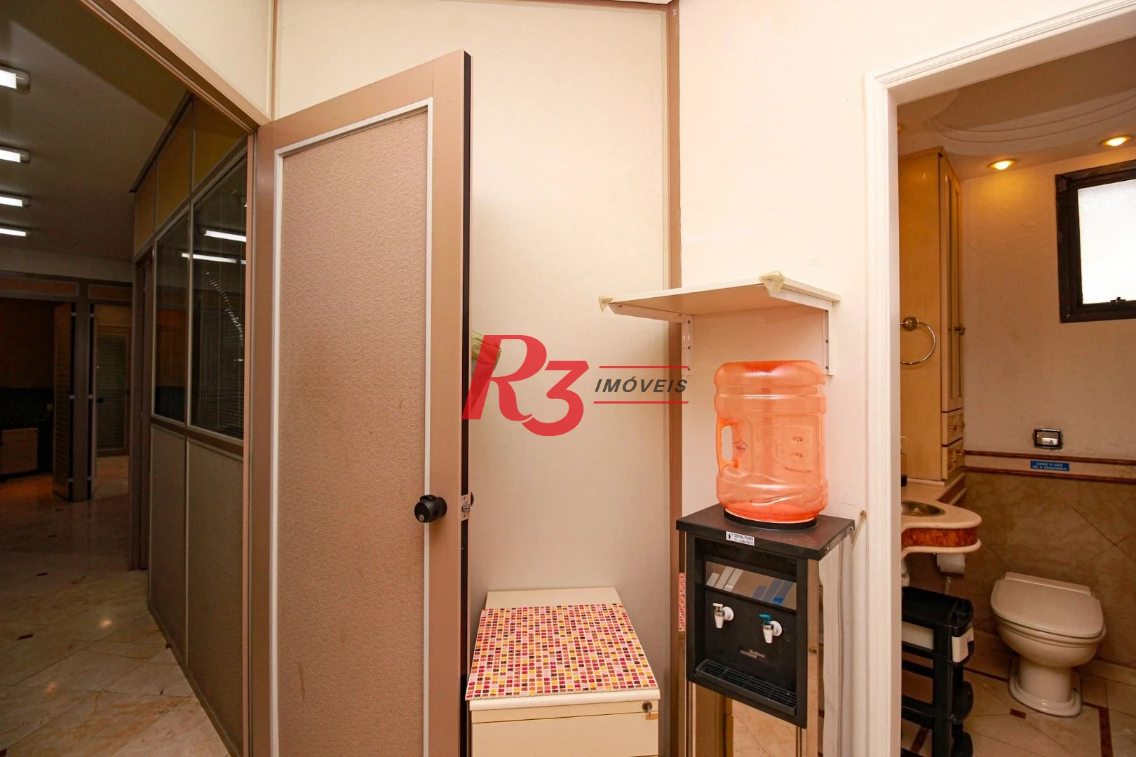 Sala para alugar, 134 m² por R$ 5.000,02/mês - Campo Grande - Santos/SP