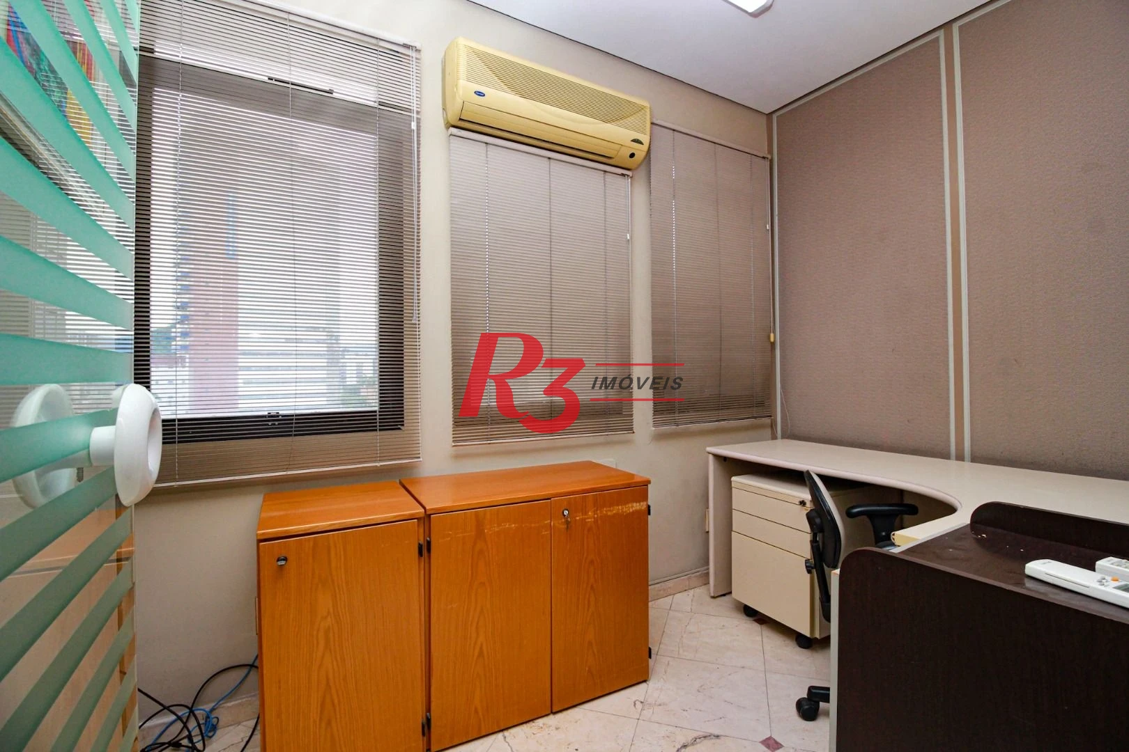 Sala para alugar, 134 m² por R$ 5.000,02/mês - Campo Grande - Santos/SP