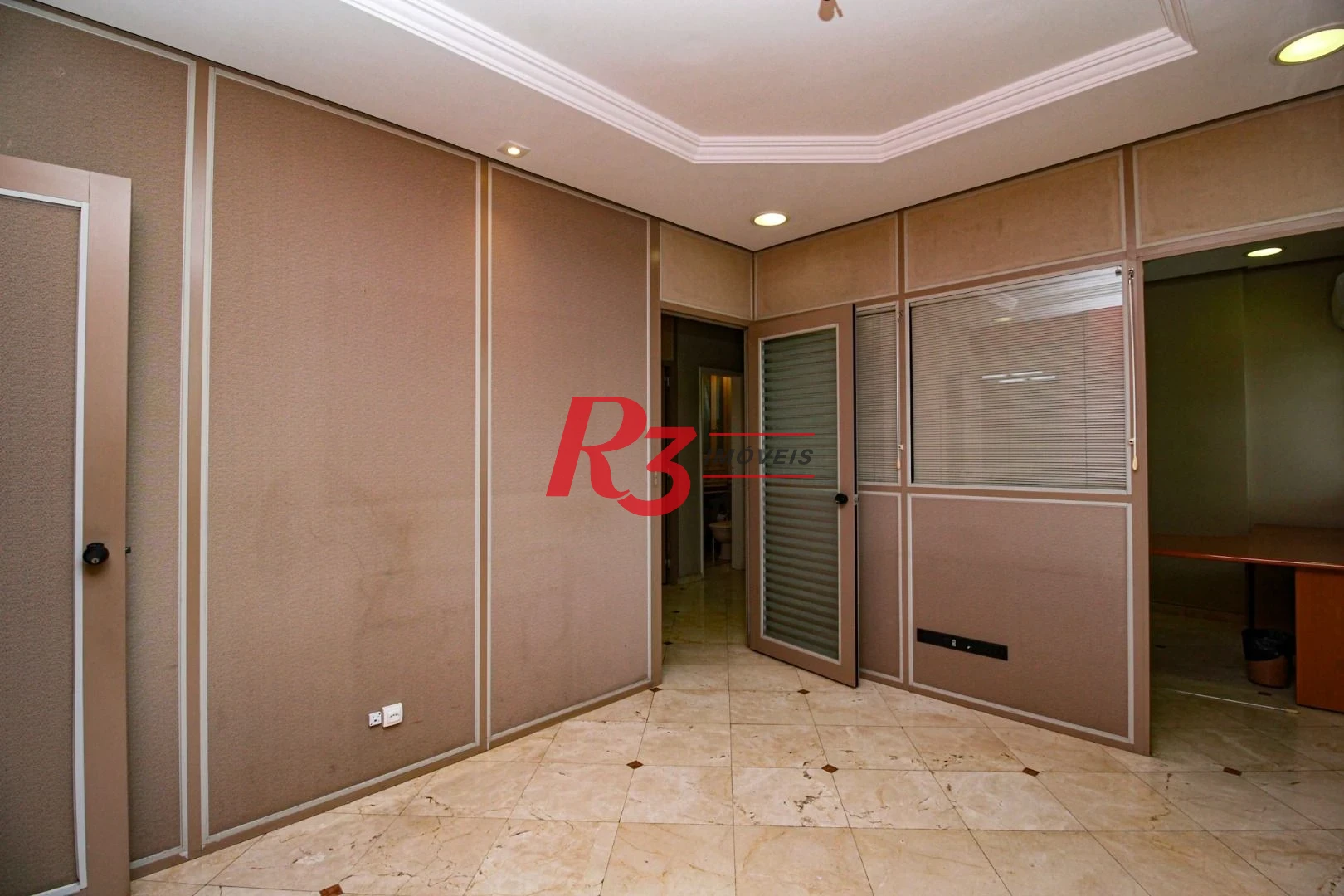Sala para alugar, 134 m² por R$ 5.000,02/mês - Campo Grande - Santos/SP