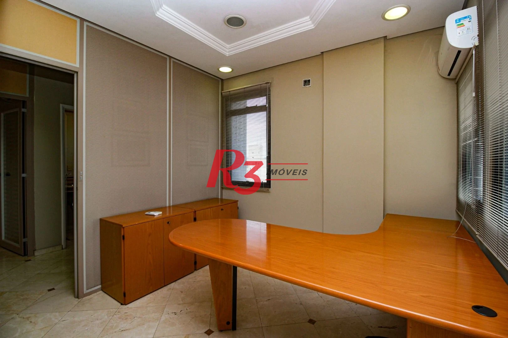 Sala para alugar, 134 m² por R$ 5.000,02/mês - Campo Grande - Santos/SP
