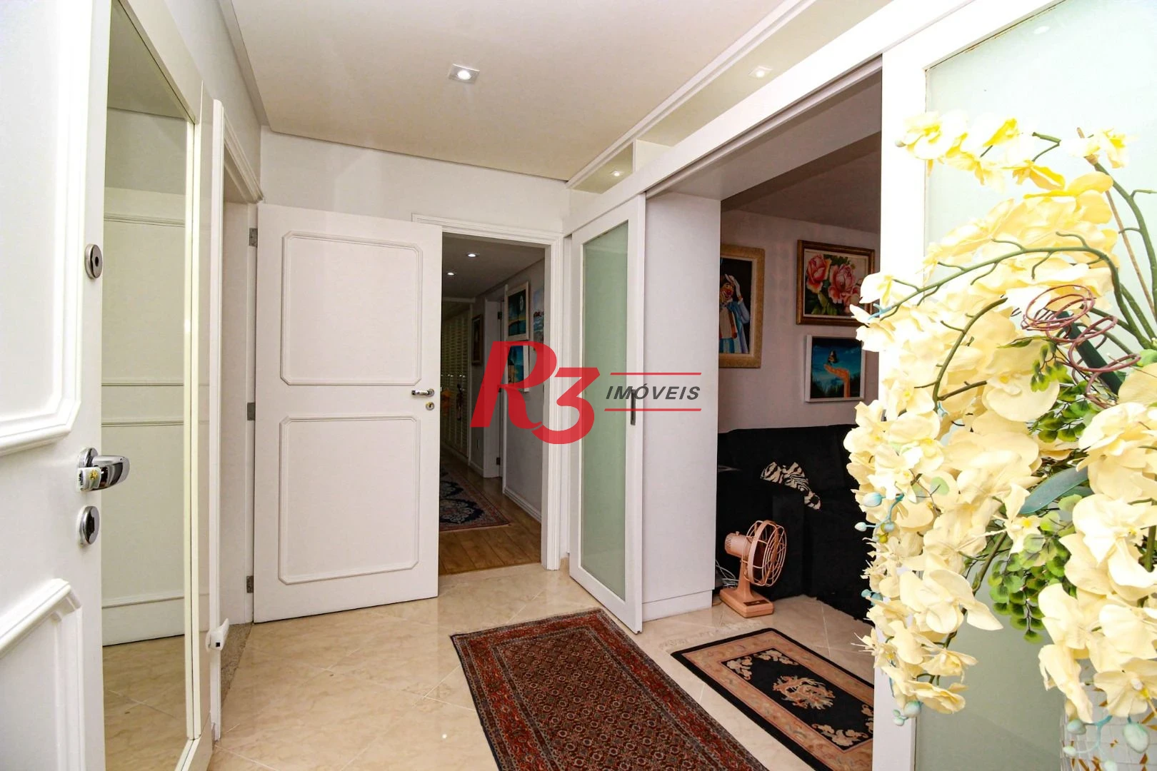 Apartamento com 3 dormitórios à venda, 244 m² - Gonzaga - Santos/SP
