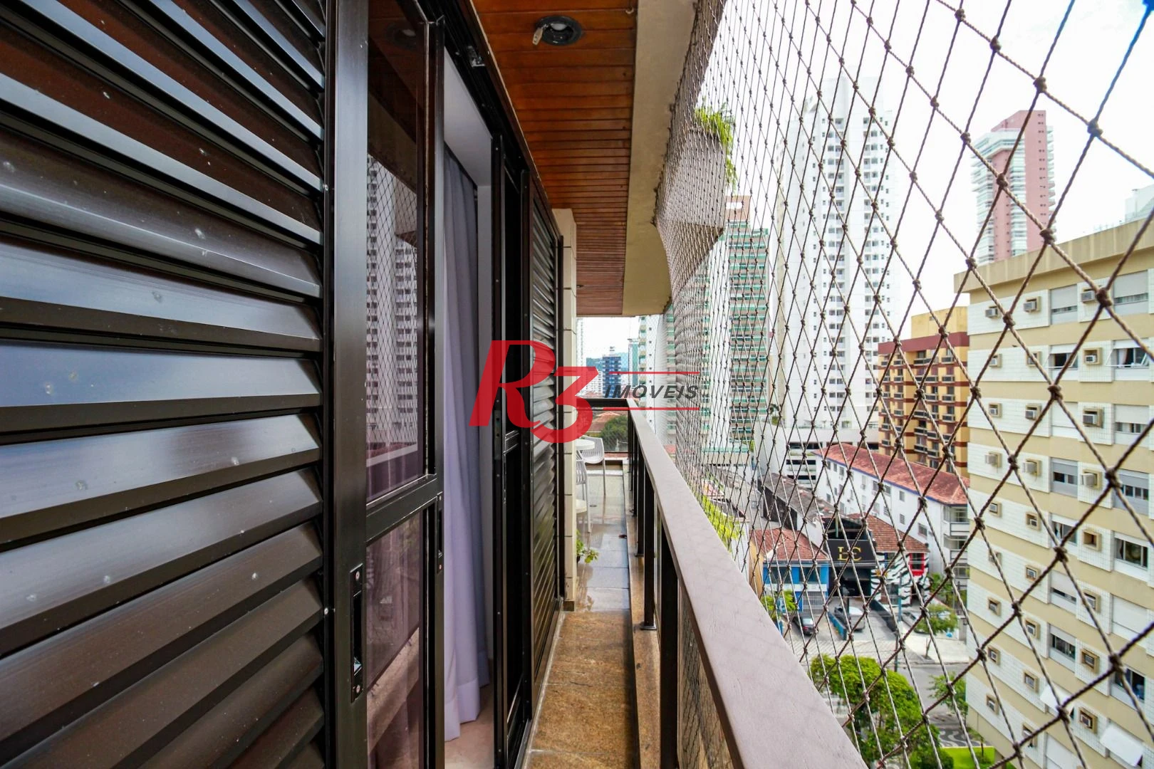 Apartamento com 3 dormitórios à venda, 244 m² - Gonzaga - Santos/SP