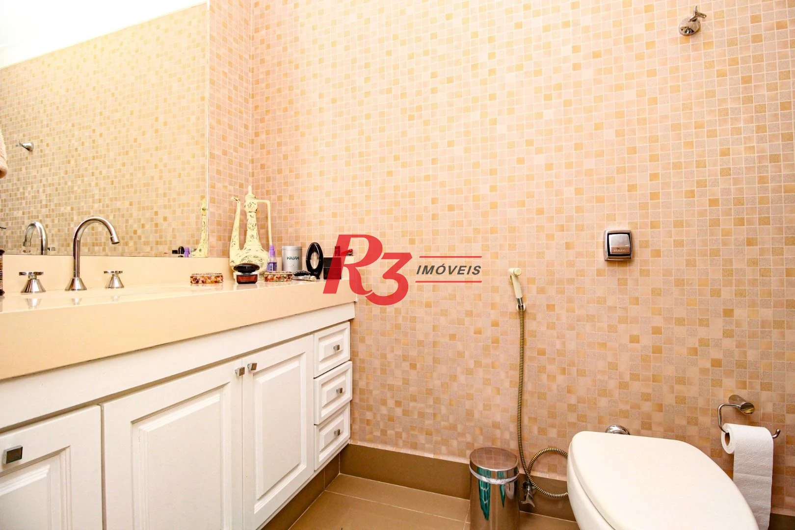 Apartamento com 3 dormitórios à venda, 244 m² - Gonzaga - Santos/SP