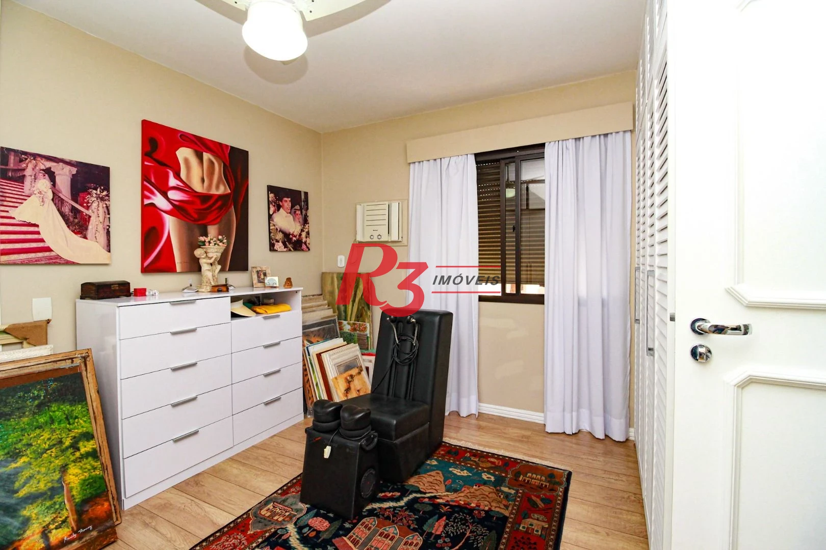 Apartamento com 3 dormitórios à venda, 244 m² - Gonzaga - Santos/SP