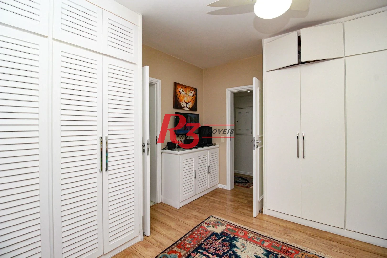 Apartamento com 3 dormitórios à venda, 244 m² - Gonzaga - Santos/SP