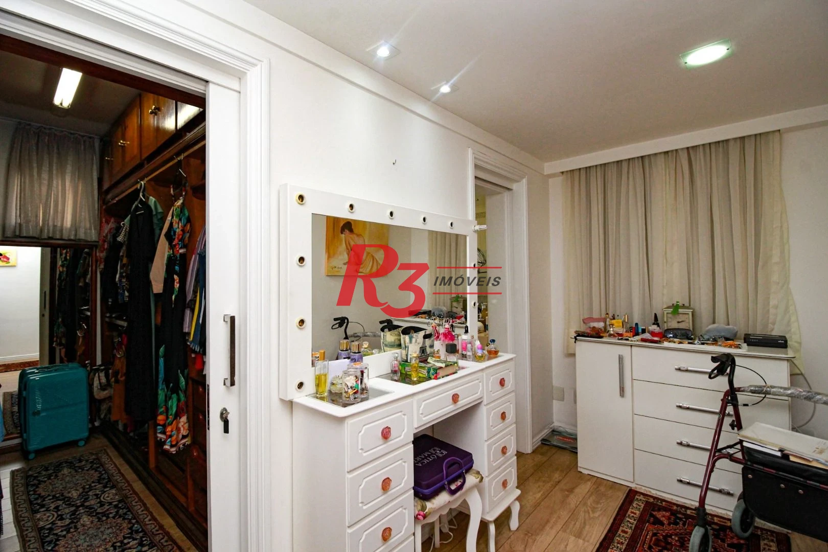 Apartamento com 3 dormitórios à venda, 244 m² - Gonzaga - Santos/SP