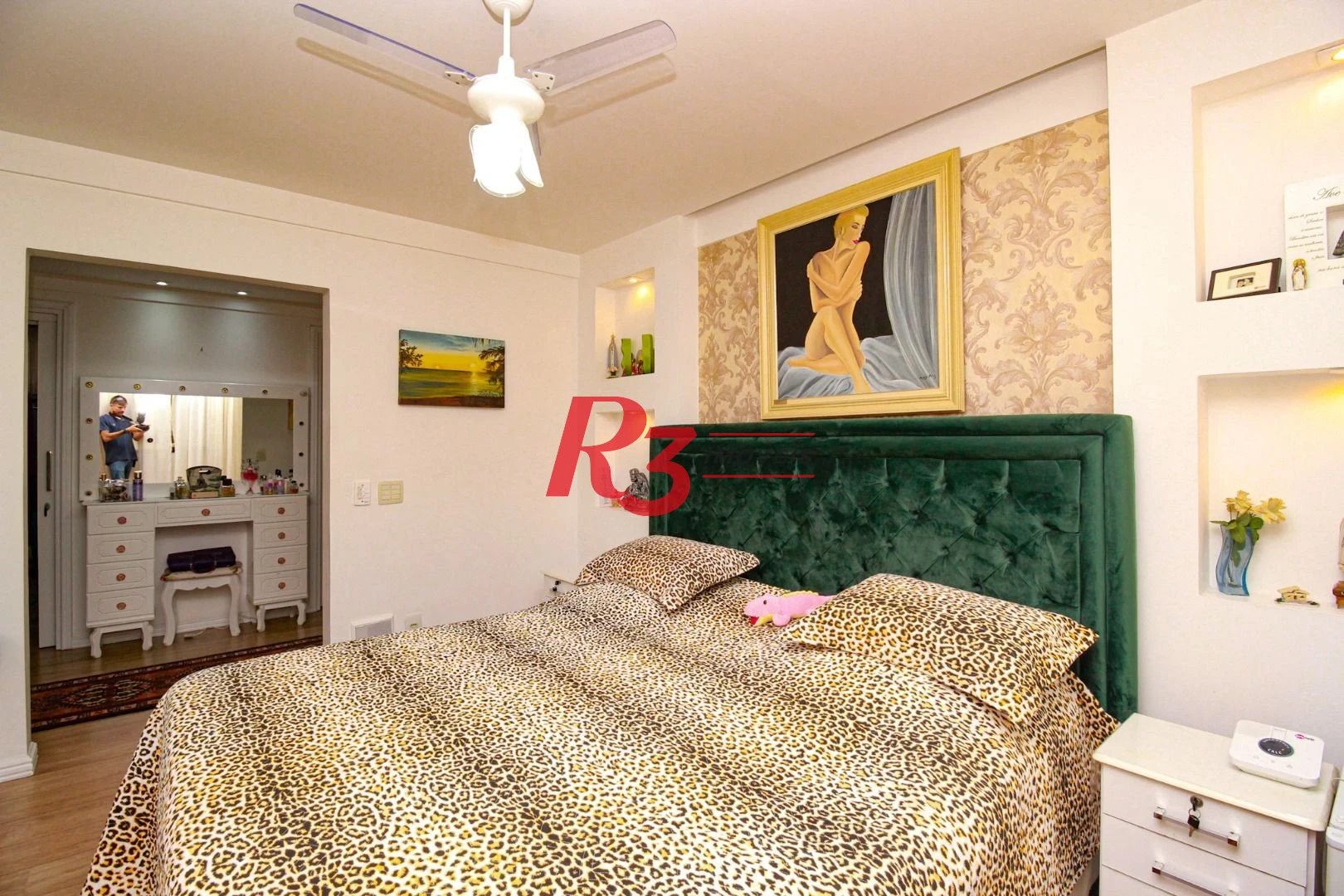 Apartamento com 3 dormitórios à venda, 244 m² - Gonzaga - Santos/SP