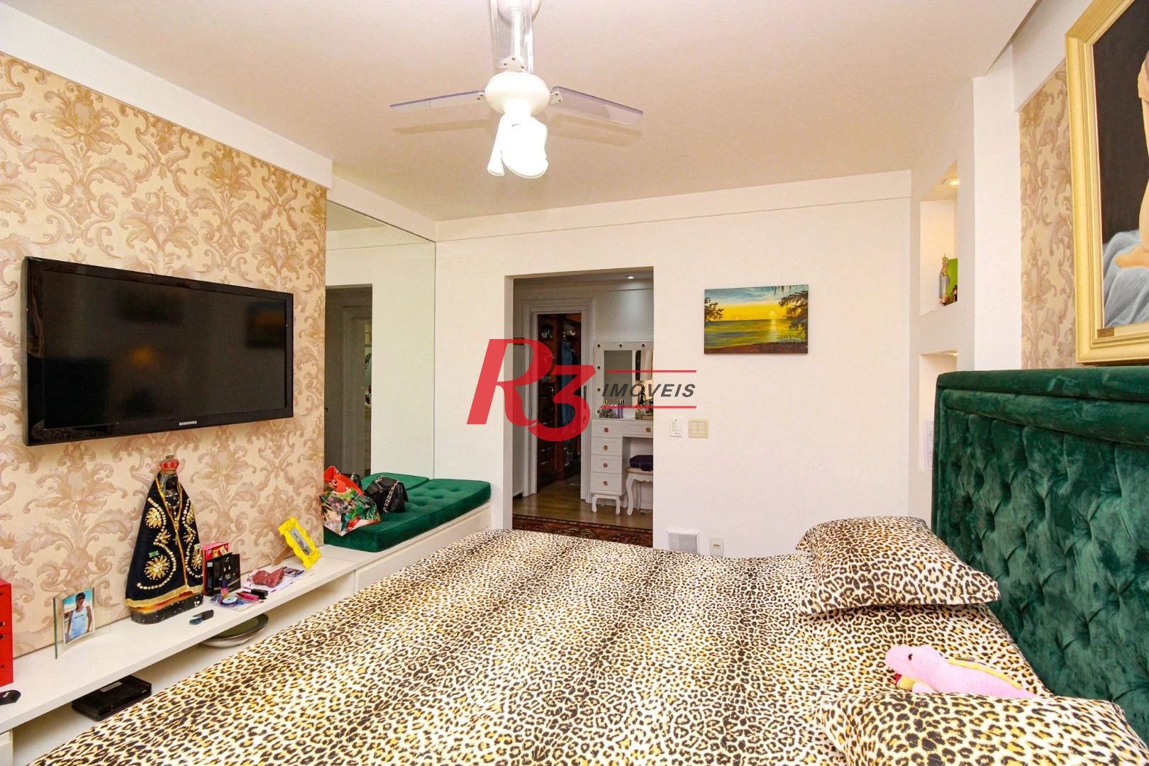 Apartamento com 3 dormitórios à venda, 244 m² - Gonzaga - Santos/SP