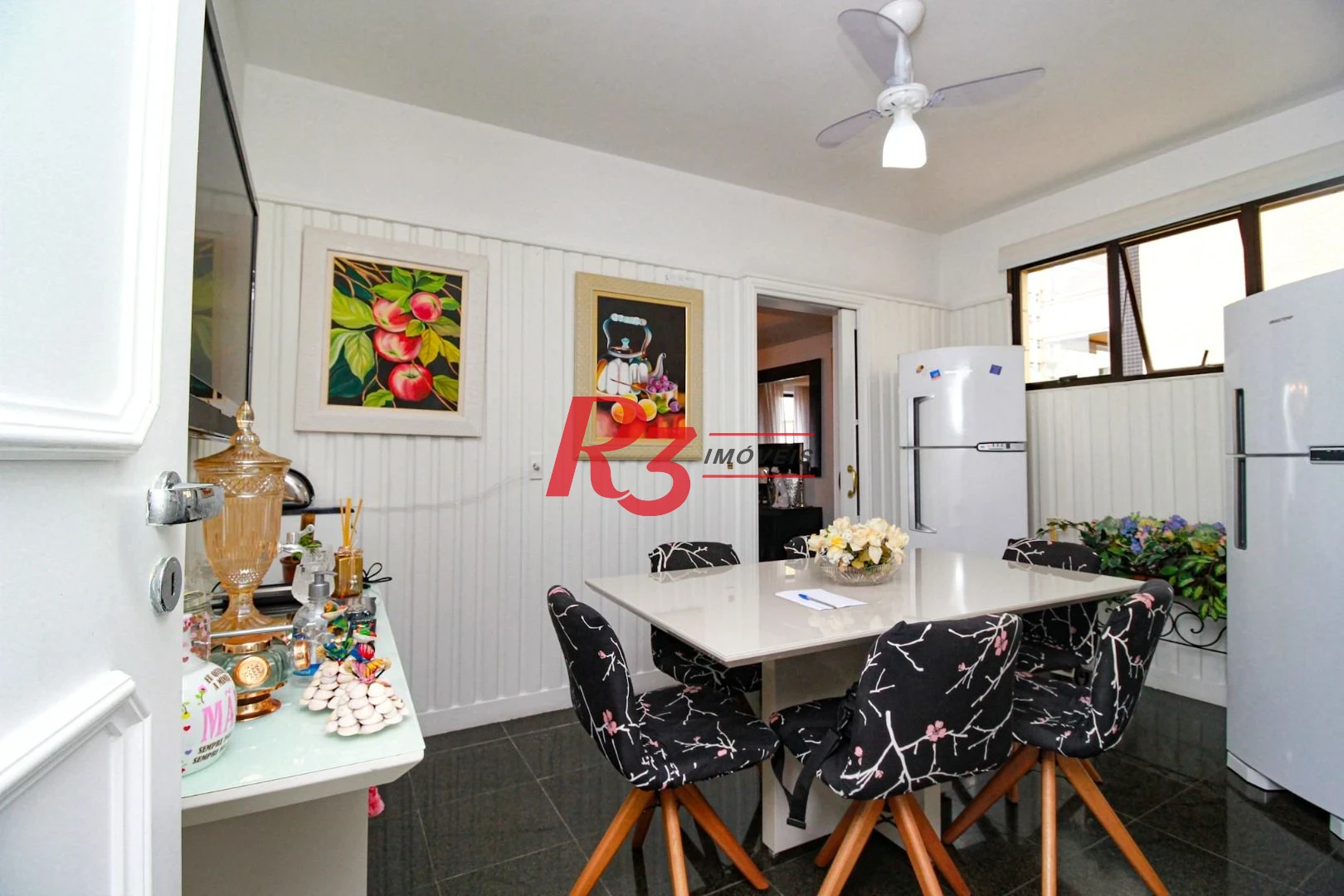 Apartamento com 3 dormitórios à venda, 244 m² - Gonzaga - Santos/SP