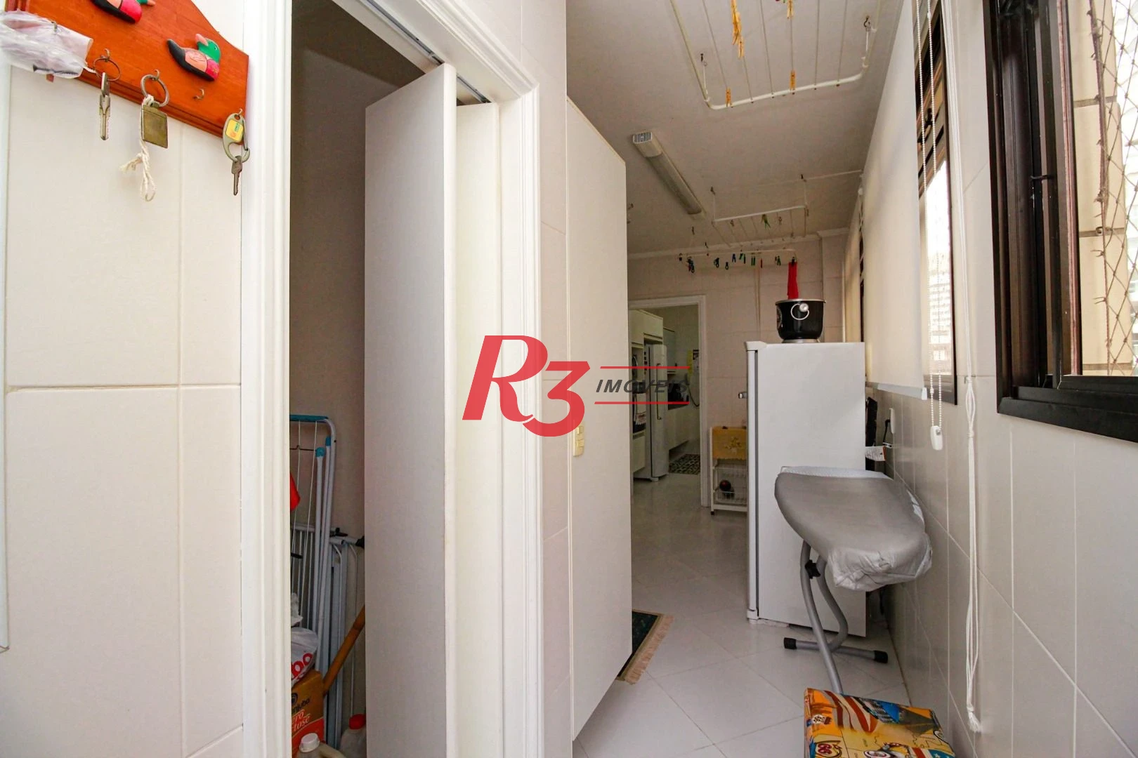 Apartamento com 3 dormitórios à venda, 244 m² - Gonzaga - Santos/SP