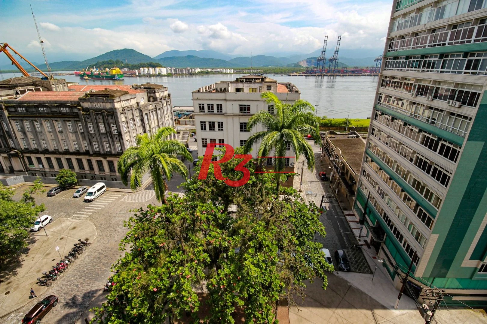 Sala para alugar, 90 m² por R$ 3.600,00/mês - Centro - Santos/SP