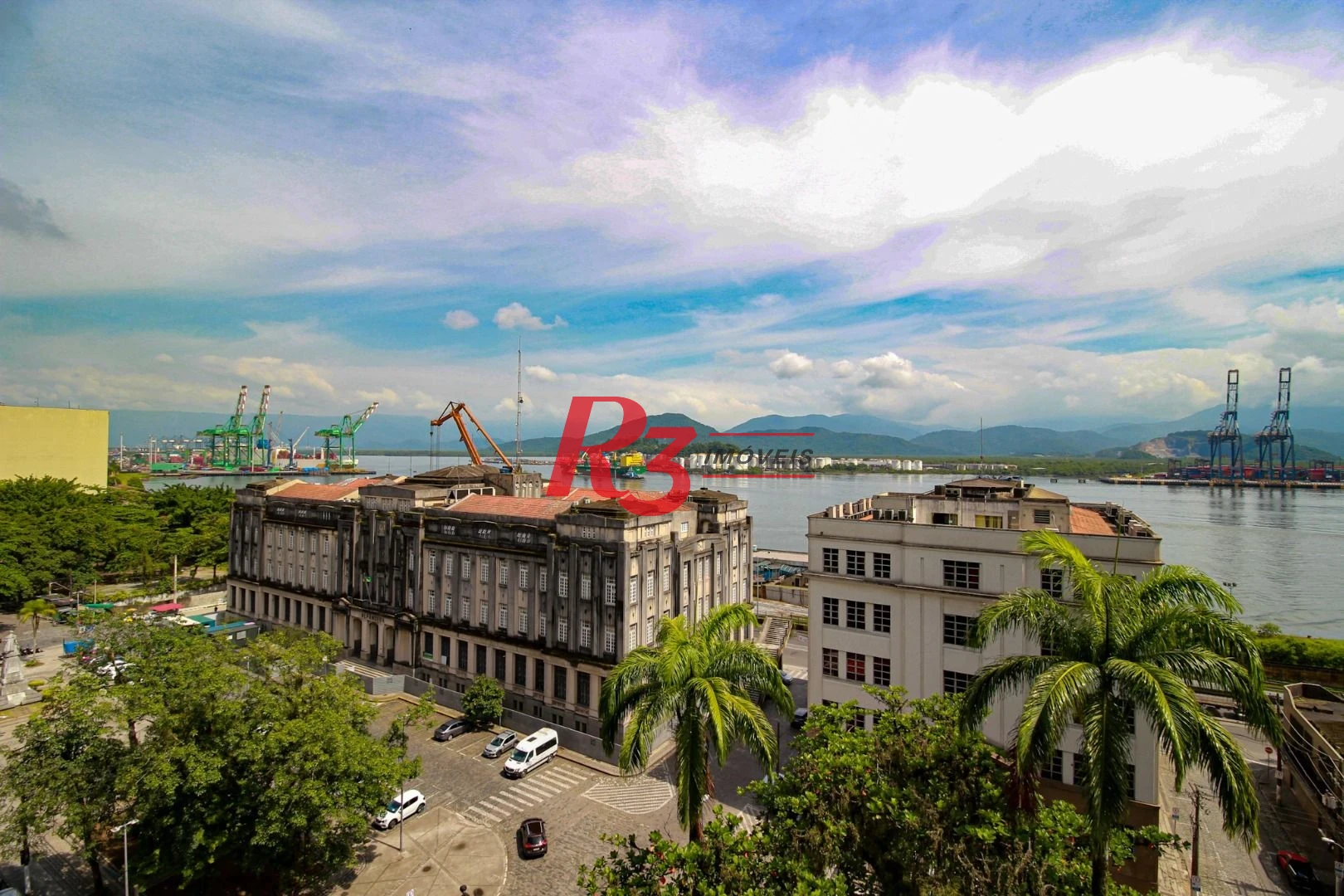 Sala para alugar, 90 m² por R$ 3.600,00/mês - Centro - Santos/SP