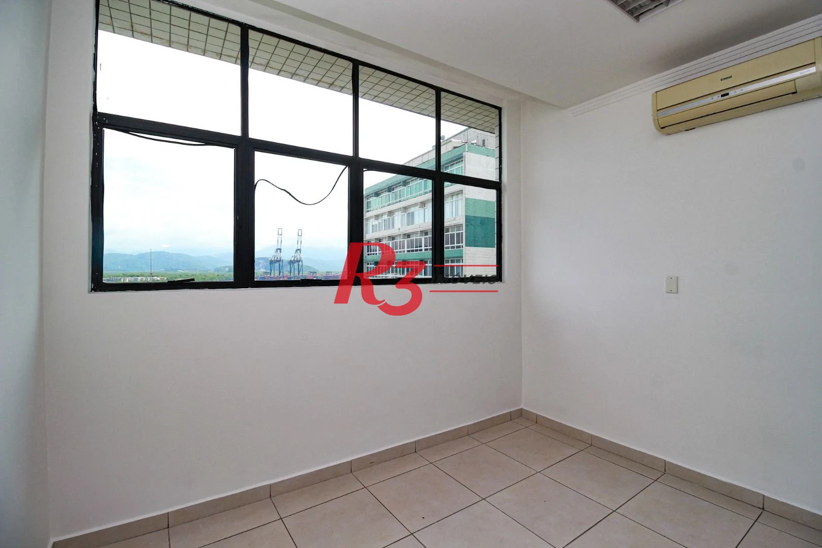 Sala para alugar, 90 m² por R$ 3.600,00/mês - Centro - Santos/SP