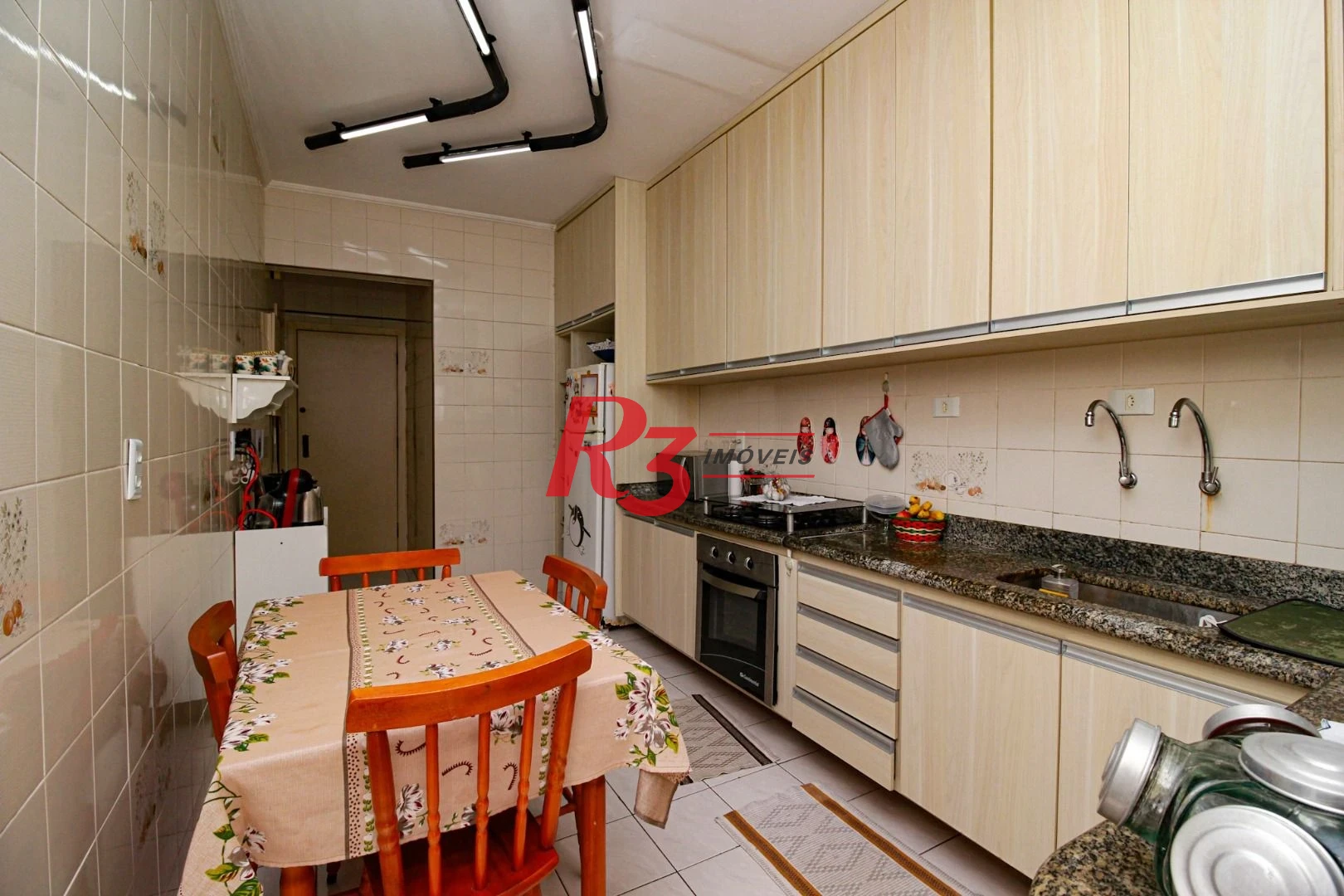 Apartamento com 2 dormitórios à venda, 120 m² por R$ 500.000,00 - Marapé - Santos/SP