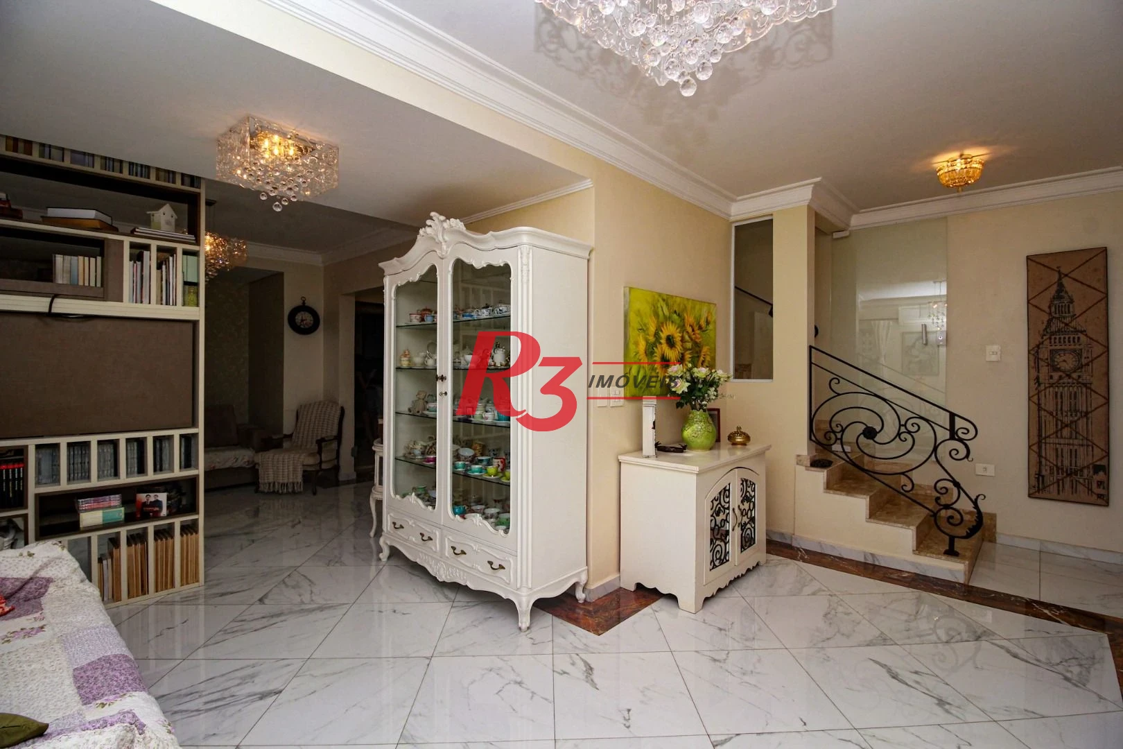 Sobrado com 3 dormitórios à venda, 200 m² por R$ 1.950.000,00 - Embaré - Santos/SP