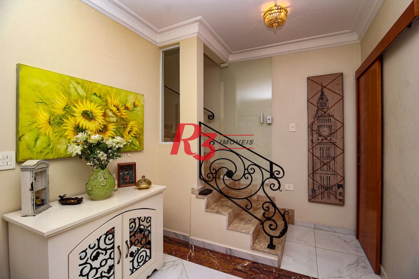 Sobrado com 3 dormitórios à venda, 200 m² por R$ 1.950.000,00 - Embaré - Santos/SP
