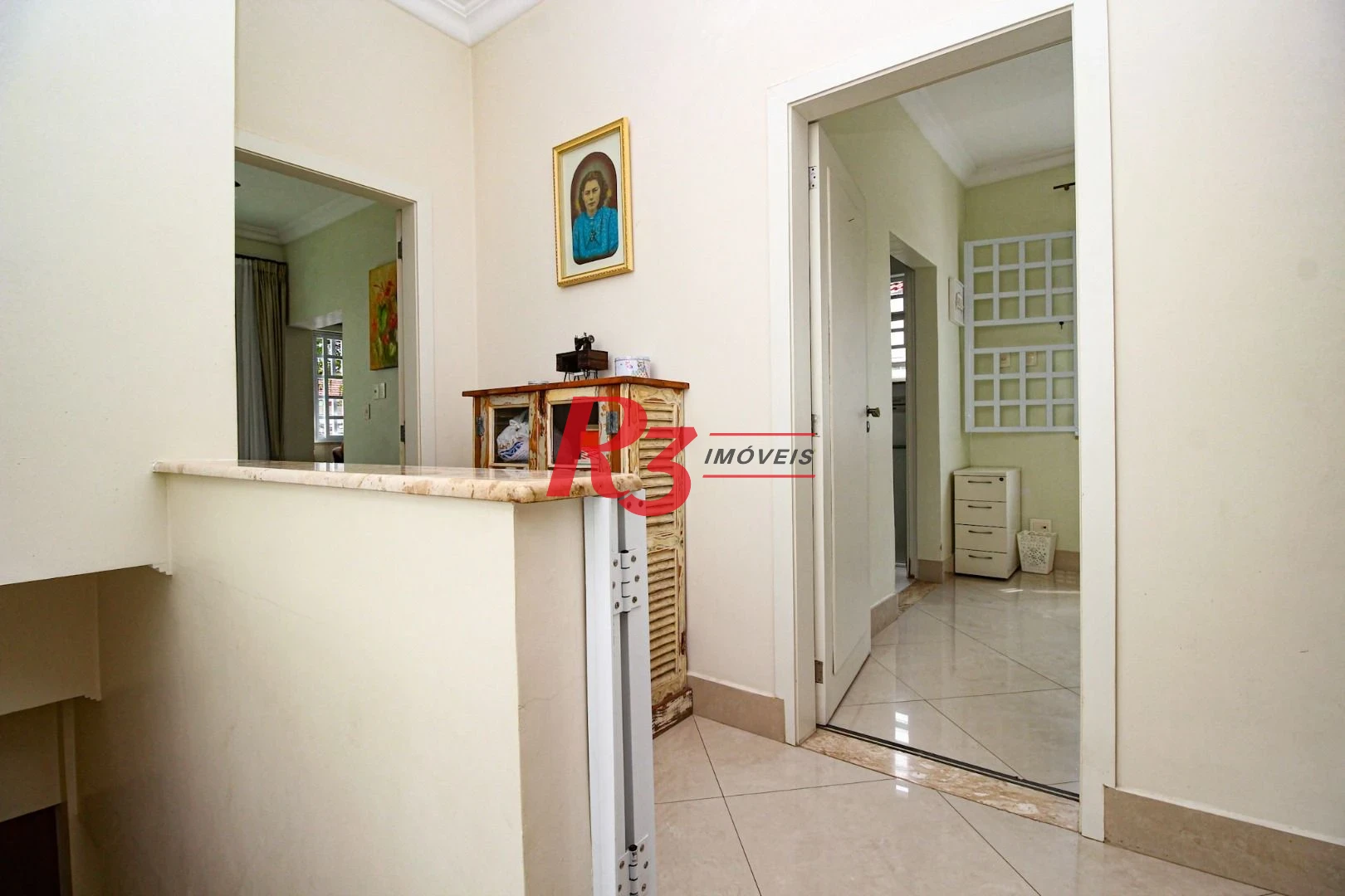 Sobrado com 3 dormitórios à venda, 200 m² por R$ 1.950.000,00 - Embaré - Santos/SP