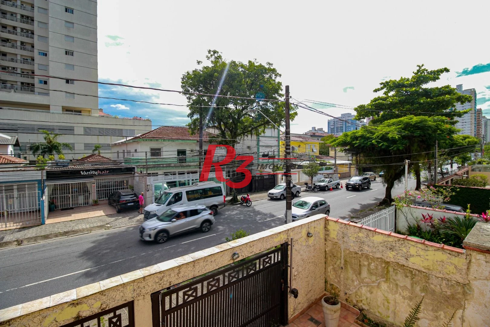 Sobrado com 3 dormitórios à venda, 200 m² por R$ 1.950.000,00 - Embaré - Santos/SP