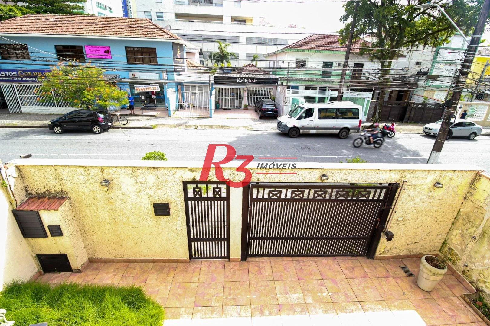 Sobrado com 3 dormitórios à venda, 200 m² por R$ 1.950.000,00 - Embaré - Santos/SP
