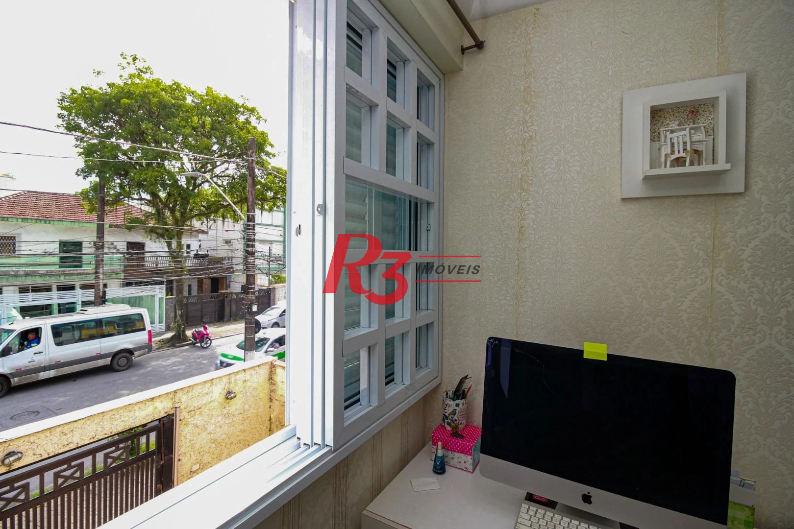 Sobrado com 3 dormitórios à venda, 200 m² por R$ 1.950.000,00 - Embaré - Santos/SP
