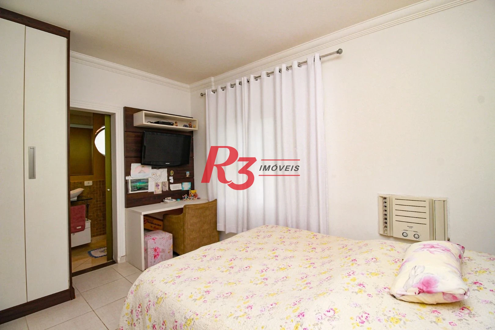 Apartamento com 2 dormitórios à venda, 96 m² por R$ 650.000,00 - Aparecida - Santos/SP